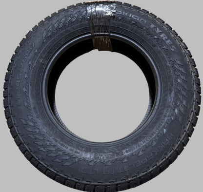 NEW OLD STOCK NOKIAN HAKKAPELIITTA LT3 LT 245 70 17 119/116Q LRE 10PLY WINTER  TIRE T428220