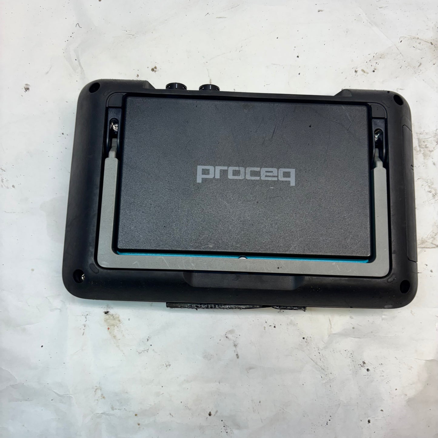USED PROCEQ EQUOTIP 550 HARDNESS TESTER W/UCI PROBE & STANDARD