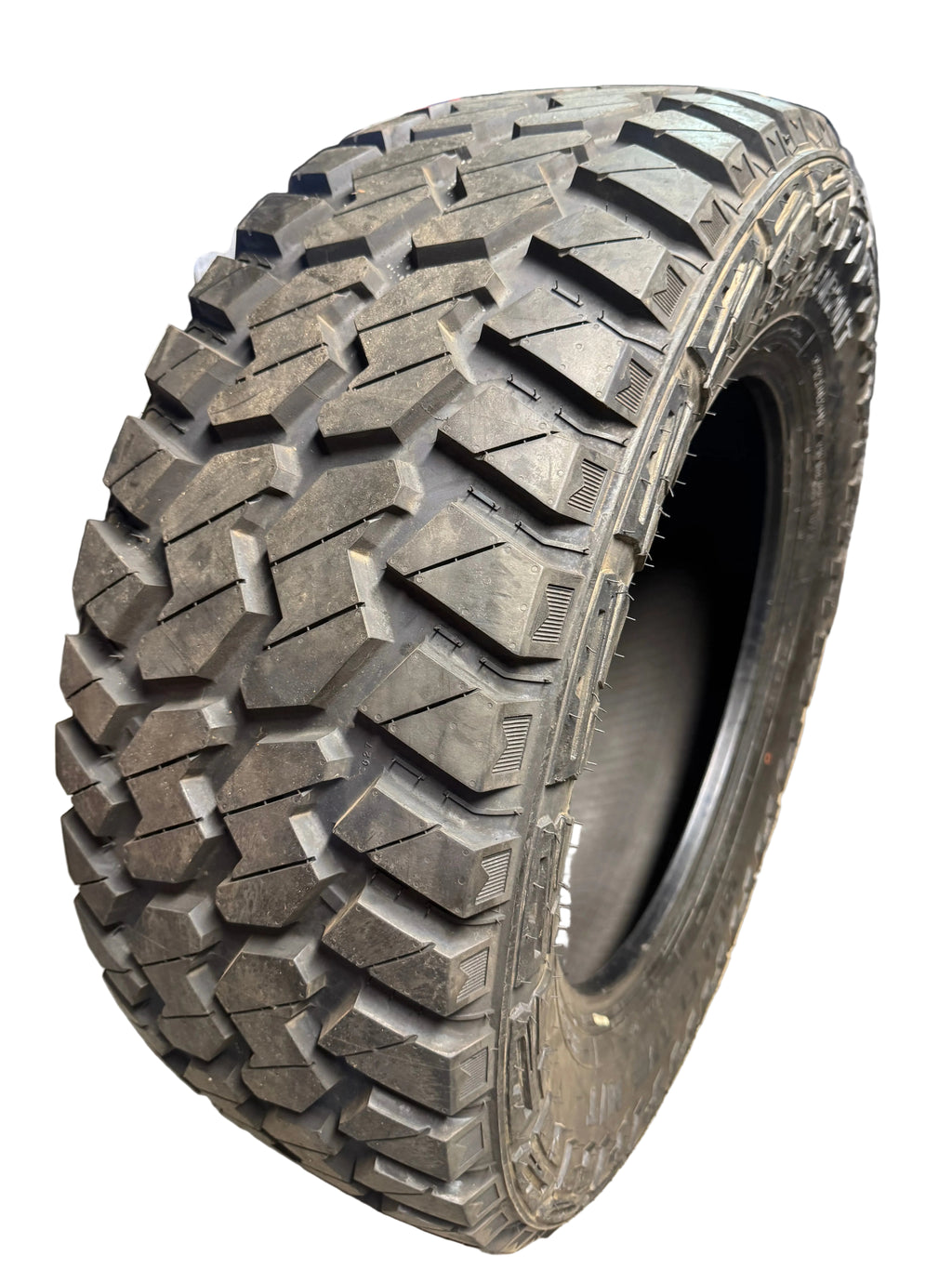 RED FLAME RD-X M/T BSW LT 35 12.5 20 121Q 10PLY MUD TERRAIN TIRE T3512520REDRDXMT