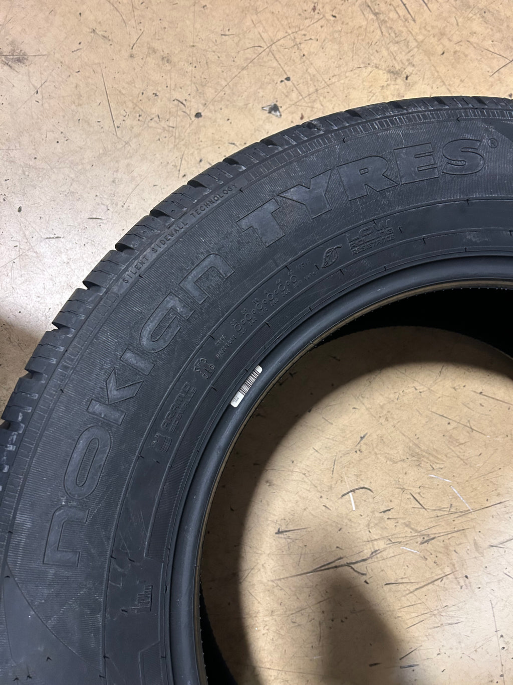 NOKIAN ONE BSW P 255 65 18 111T ALL SEASON TIRE T431317