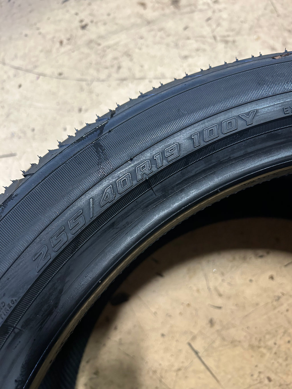 YOKOHAMA ADVAN SPORT A/S PLUS BSW P 255 40 19 100Y UHP TIRE 110140655