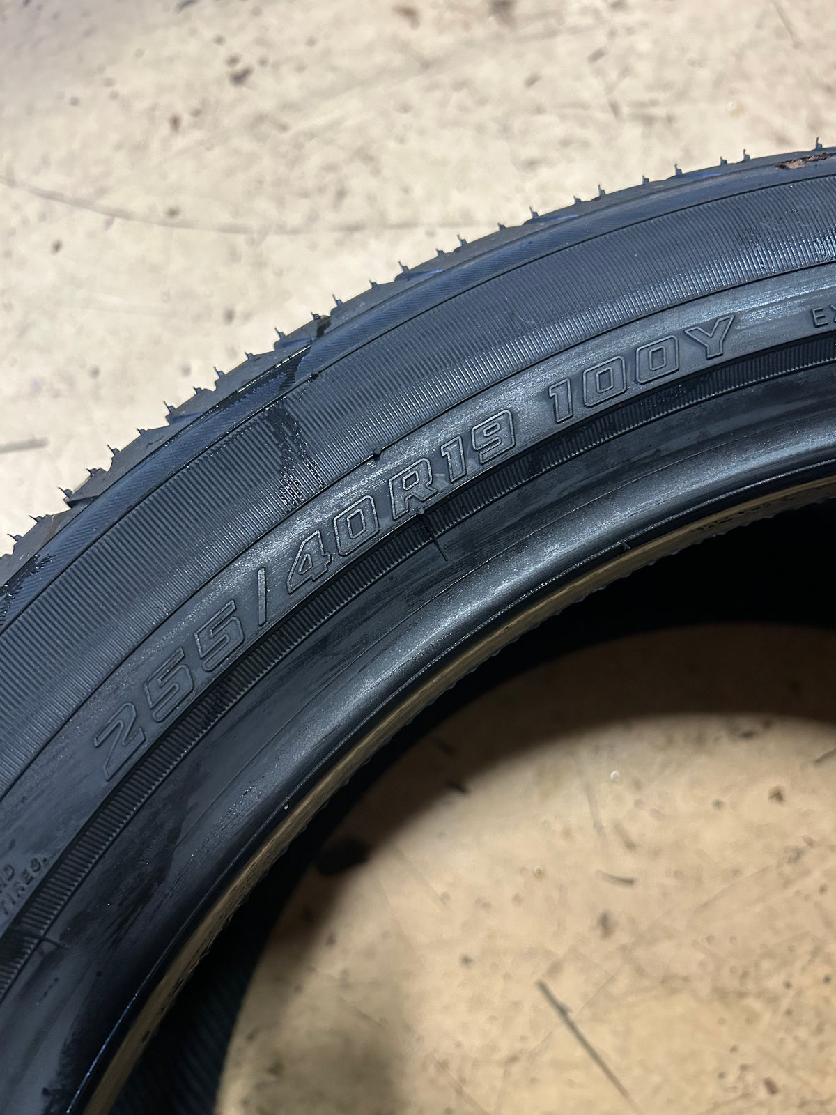YOKOHAMA ADVAN SPORT A/S PLUS BSW P 255 40 19 100Y UHP TIRE 110140655