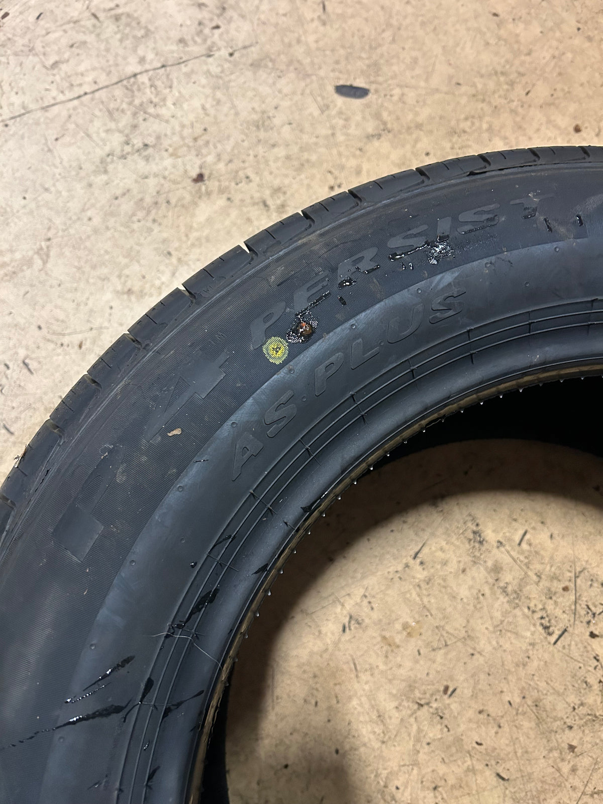 PIRELLI P4 PERSIST AS PLUS BSW P 215 65 16 98T ALL SEASON TIRE 4079000