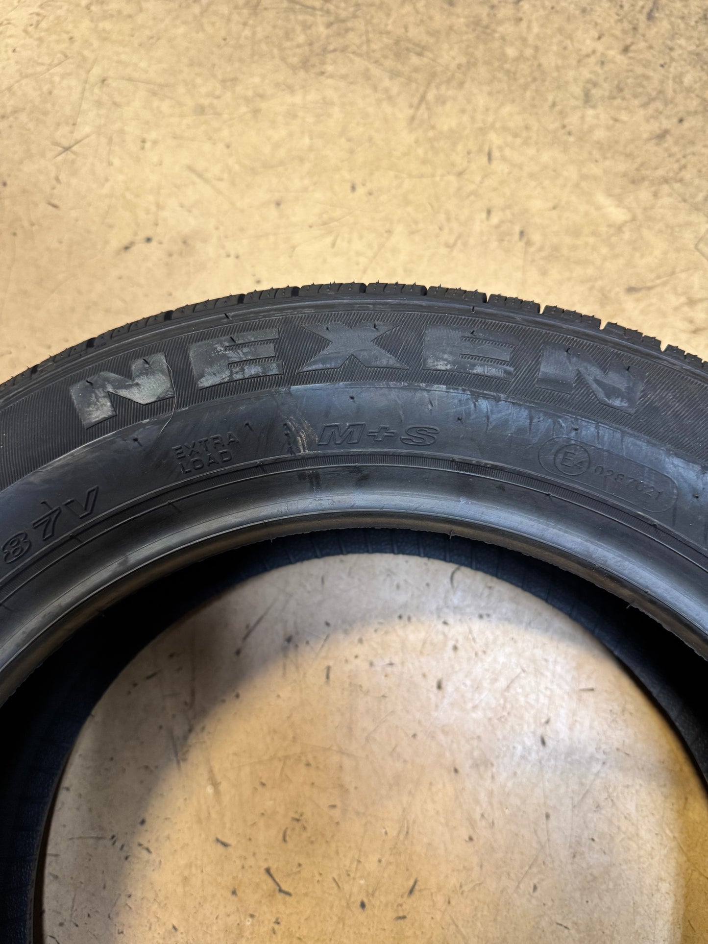 NOS NEXEN NPRIZ AH5 BSW P 195 55 15 87V XL ALL SEASON TIRE 12558NXK