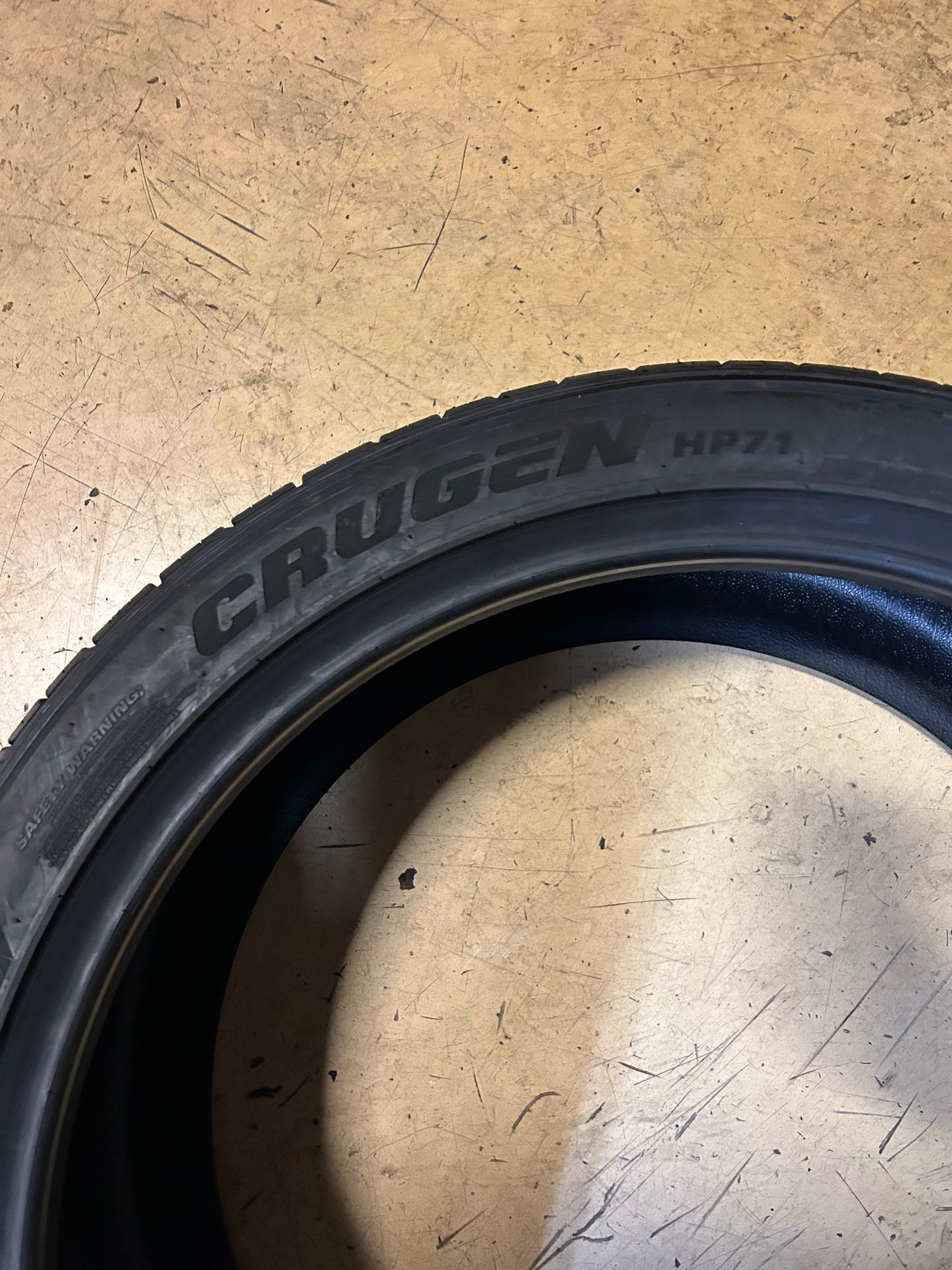 KUMHO CRUGEN HP71 BSW P 265 40 22 106W XL ALL SEASON TIRE 2263823