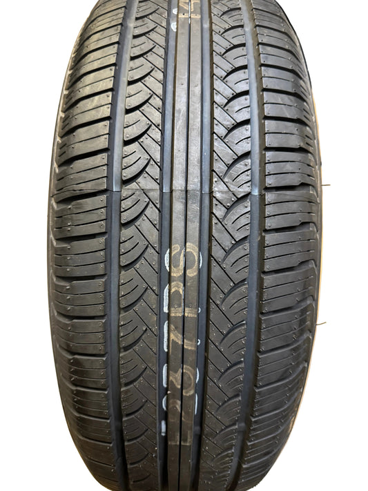 YOKOHAMA AVID TOURING-S BSW P 235 65 17 104T ALL SEASON TIRE 110131829