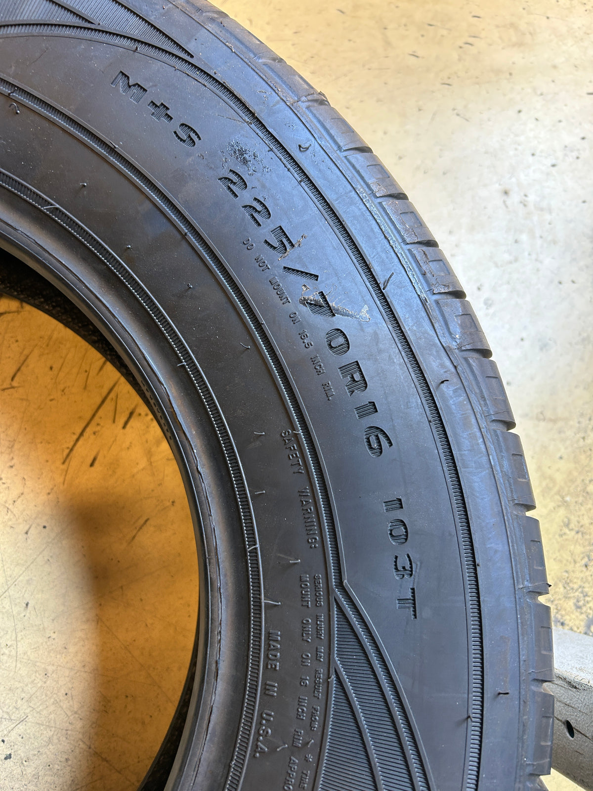 NOS GOODYEAR ASSURANCE ALL-SEASON BSW P 225 70 16 103T SL ALL SEASON TIRE 407378374