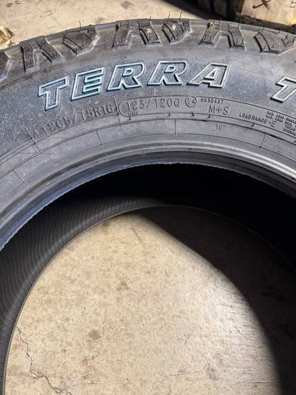 NOS HERCULES TERRA TRAC M/T OWL LT 265 75 16 123/120Q 10PLY MUD TERRAIN TIRE 08090