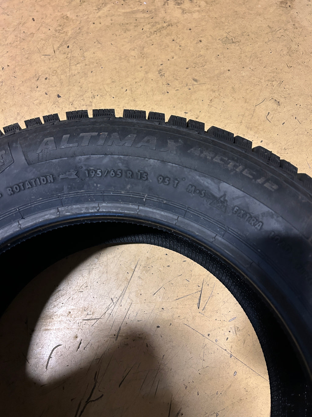 GENERAL ALTIMAX ARCTIC 12 BSW P 195 65 15 95T XL WINTER TIRE 15502760000