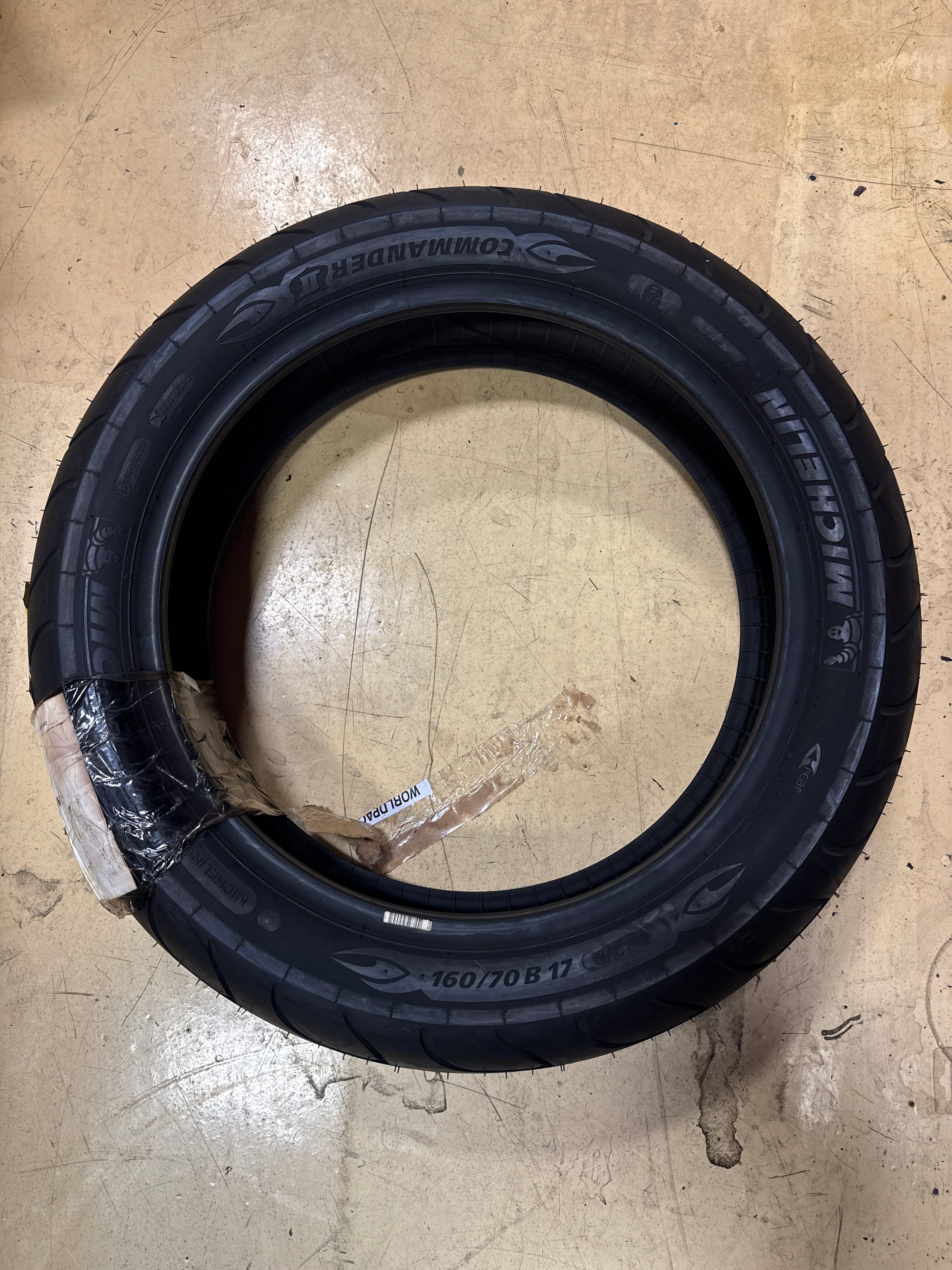 MICHELIN COMMANDER II BSW 160 70 17 73V FRONT MOTORCYCLE TIRE 02068