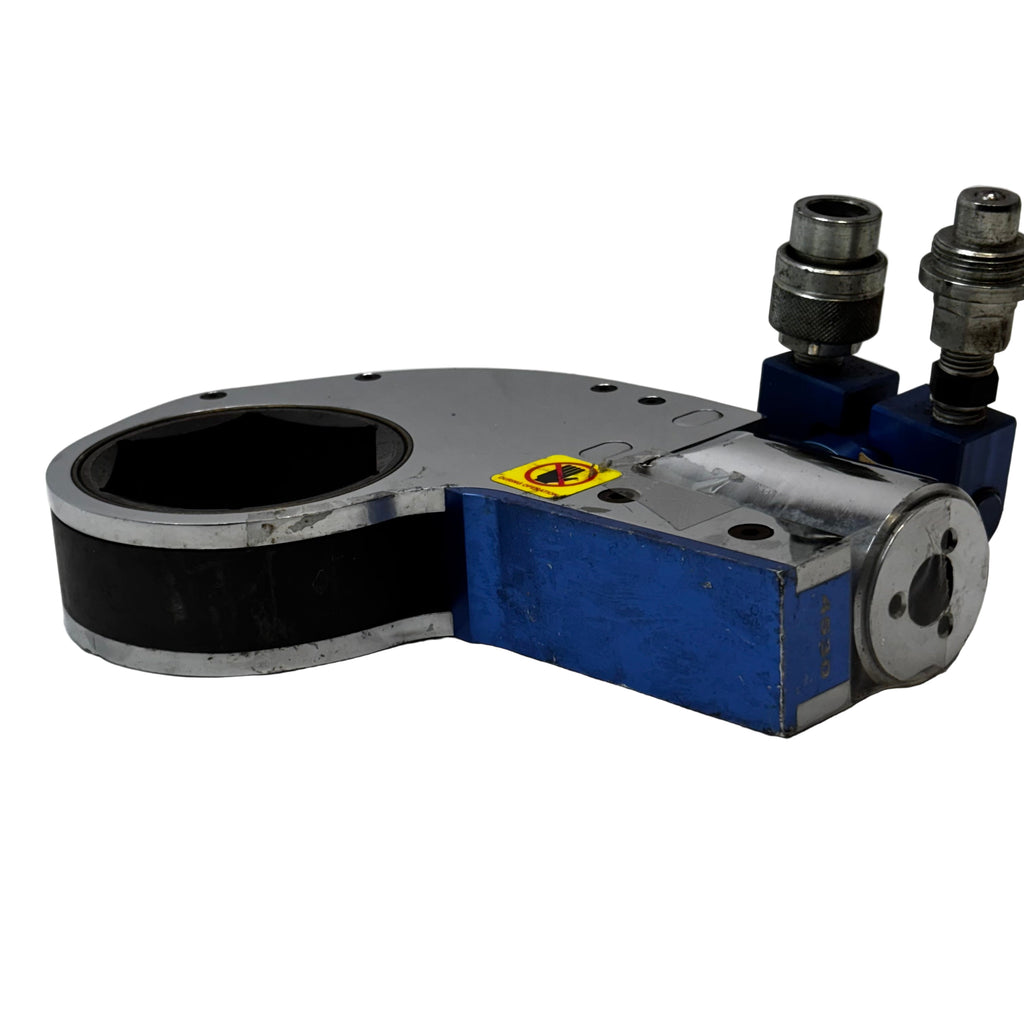 BOLTTECH TORQUE WRENCH TL4 WITH A 2 3/4" SOCKET