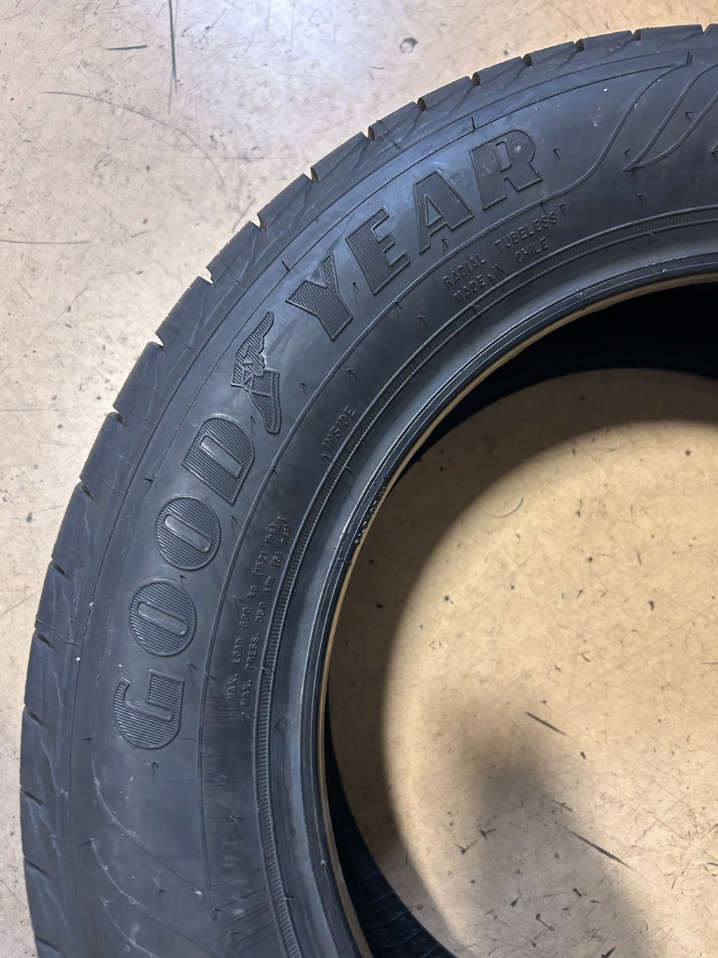 GOODYEAR ASSURANCE WEATHERREADY P 215 60 16 95H ALL WEATHER TIRE 767829537