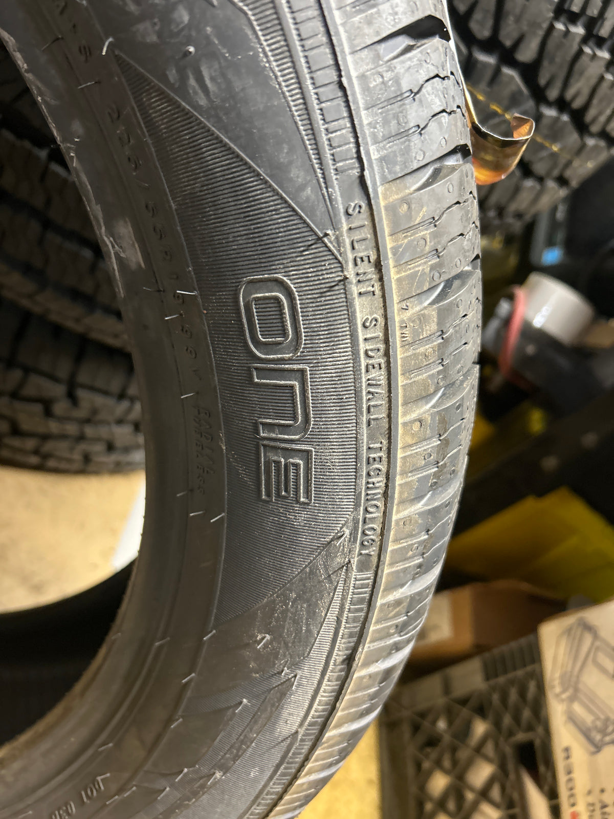 2 NOKIAN ONE BSW P 225 55 19 99V ALL SEASON TIRE T431316