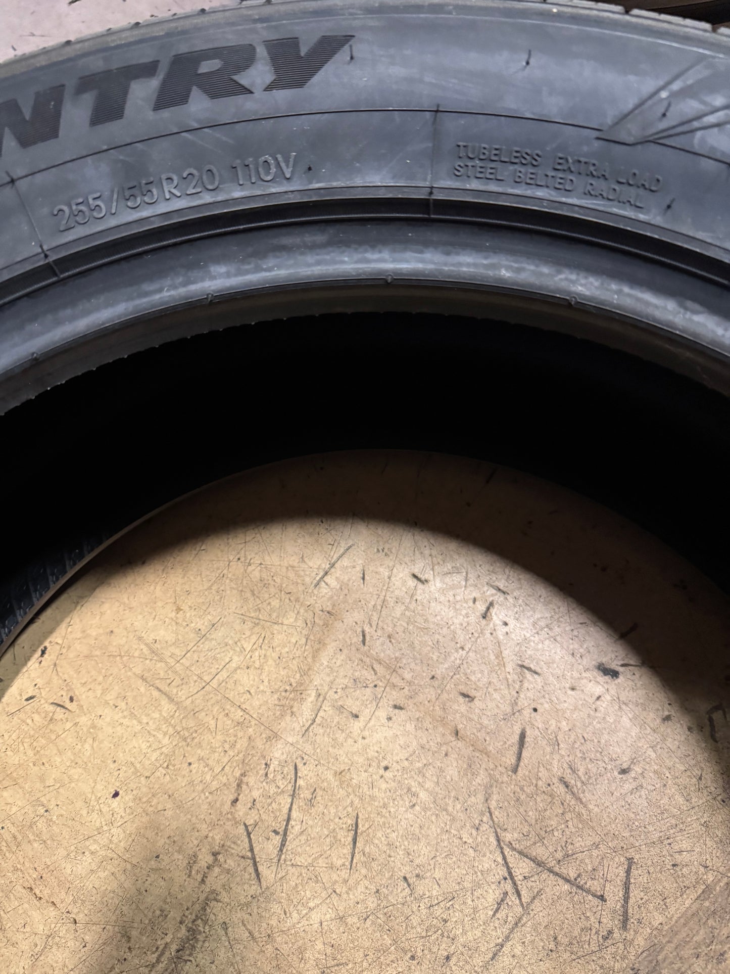 TOYO OPEN COUNTRY Q/T BSW P 255 55 20 110V XL ALL SEASON TIRE 318290