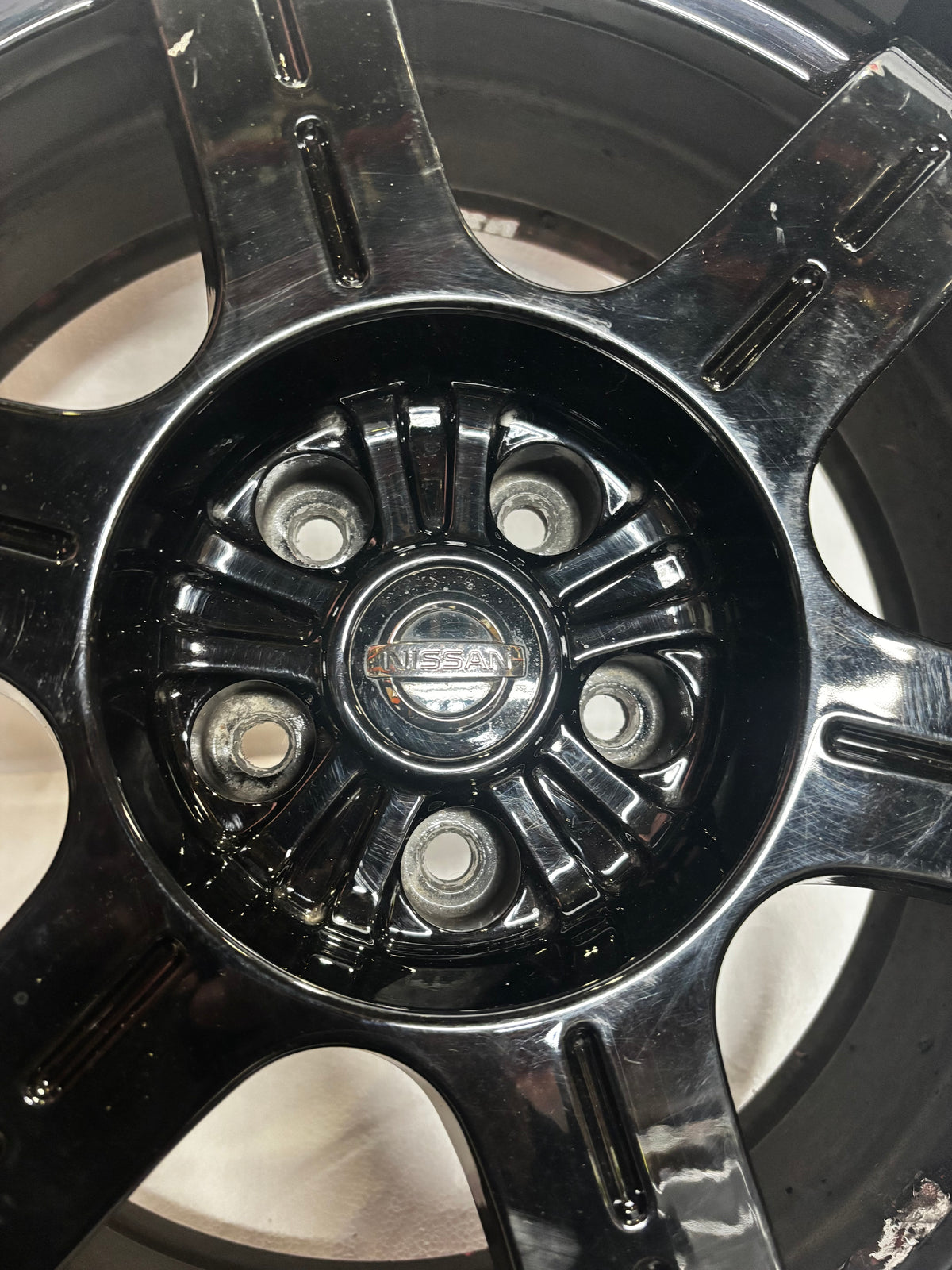 2 USED FRONT REPAINTED NISSAN GTR GT-R R35 20X9.5 ET45 5X4.5