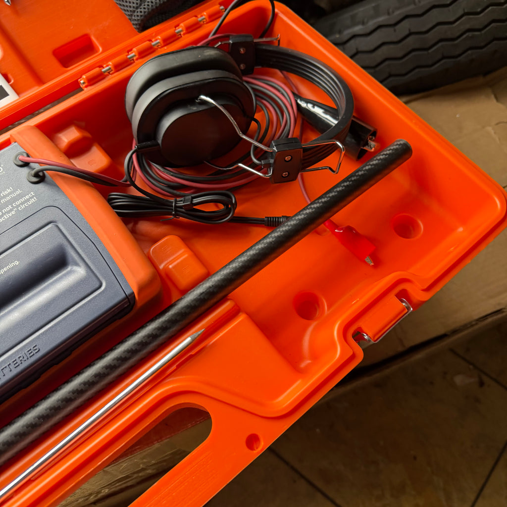 TEMPO COMMUNICATIONS 521E WIRE & VALVE LOCATING SYSTEM