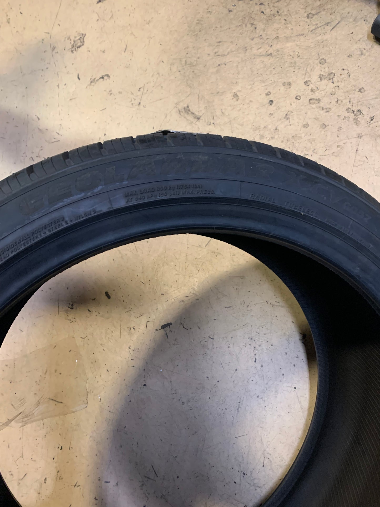 YOKOHAMA GEOLANDAR X-CV G057 BSW P 235 45 20 100W XL ALL SEASON TIRE 110157008