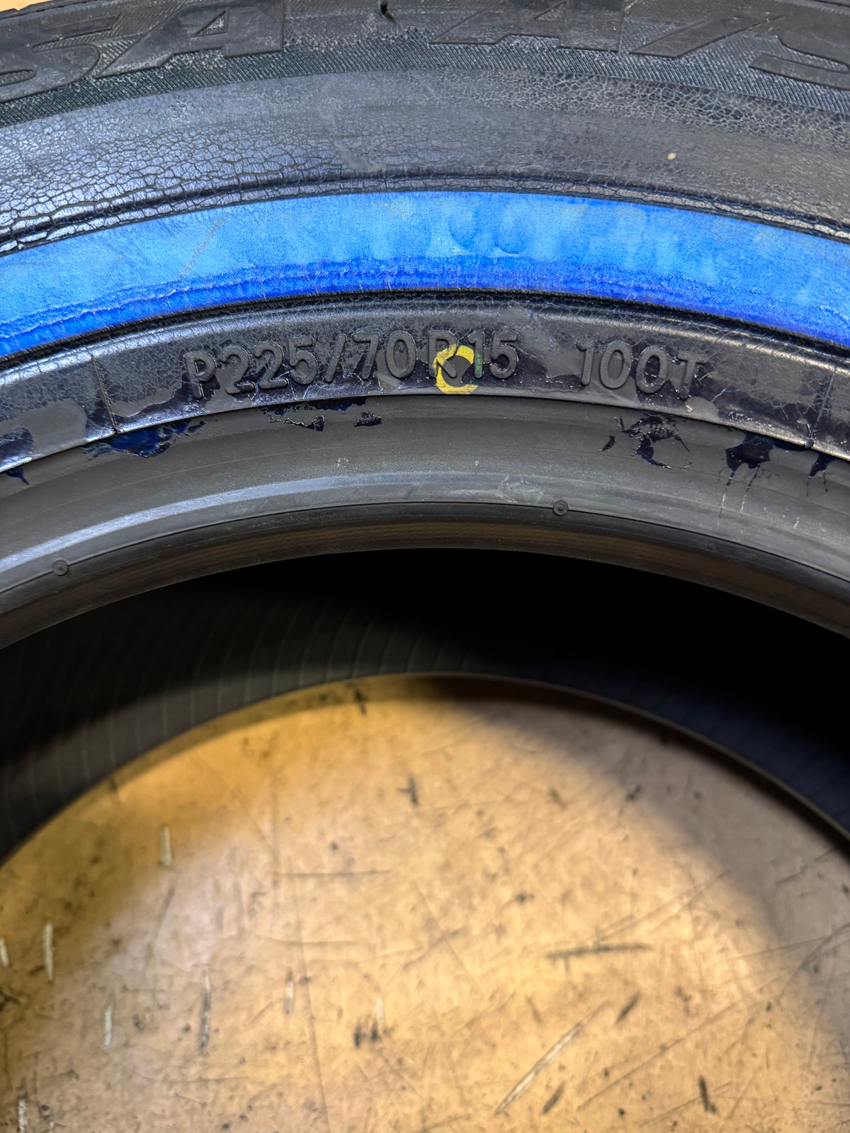 2 NOS TOYO EXTENSA A/S NWW P 225 70 15 100T ALL SEASON TIRE 147480