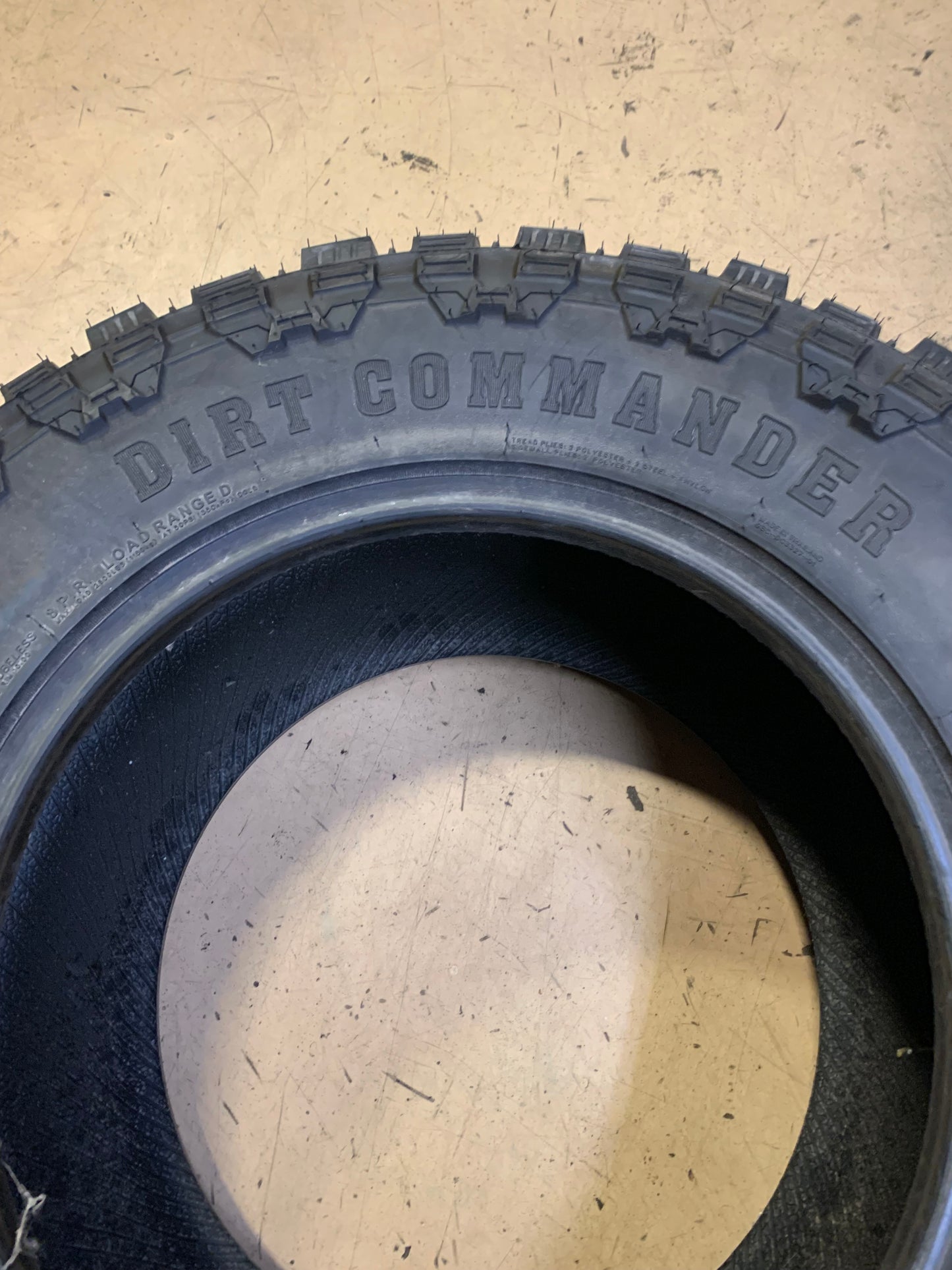 (KSL ONLY) 4 CENTENNIAL DIRT COMMANDER MT LT 33 12.5 17 114Q LRD MUD TERRAIN TIRE TCD1733125D