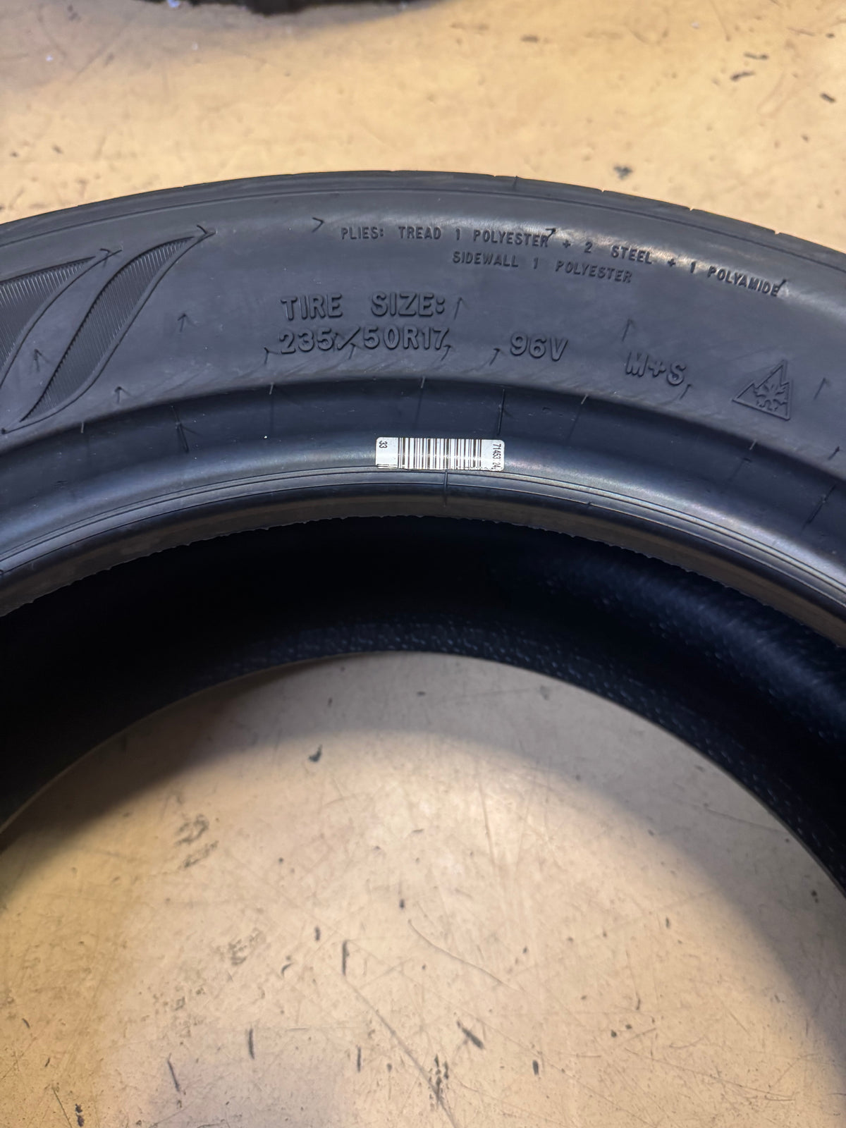 2 GOODYEAR ASSURANCE WEATHERREADY BSW P 235 50 17 96V ALL WEATHER TIRE 767970537