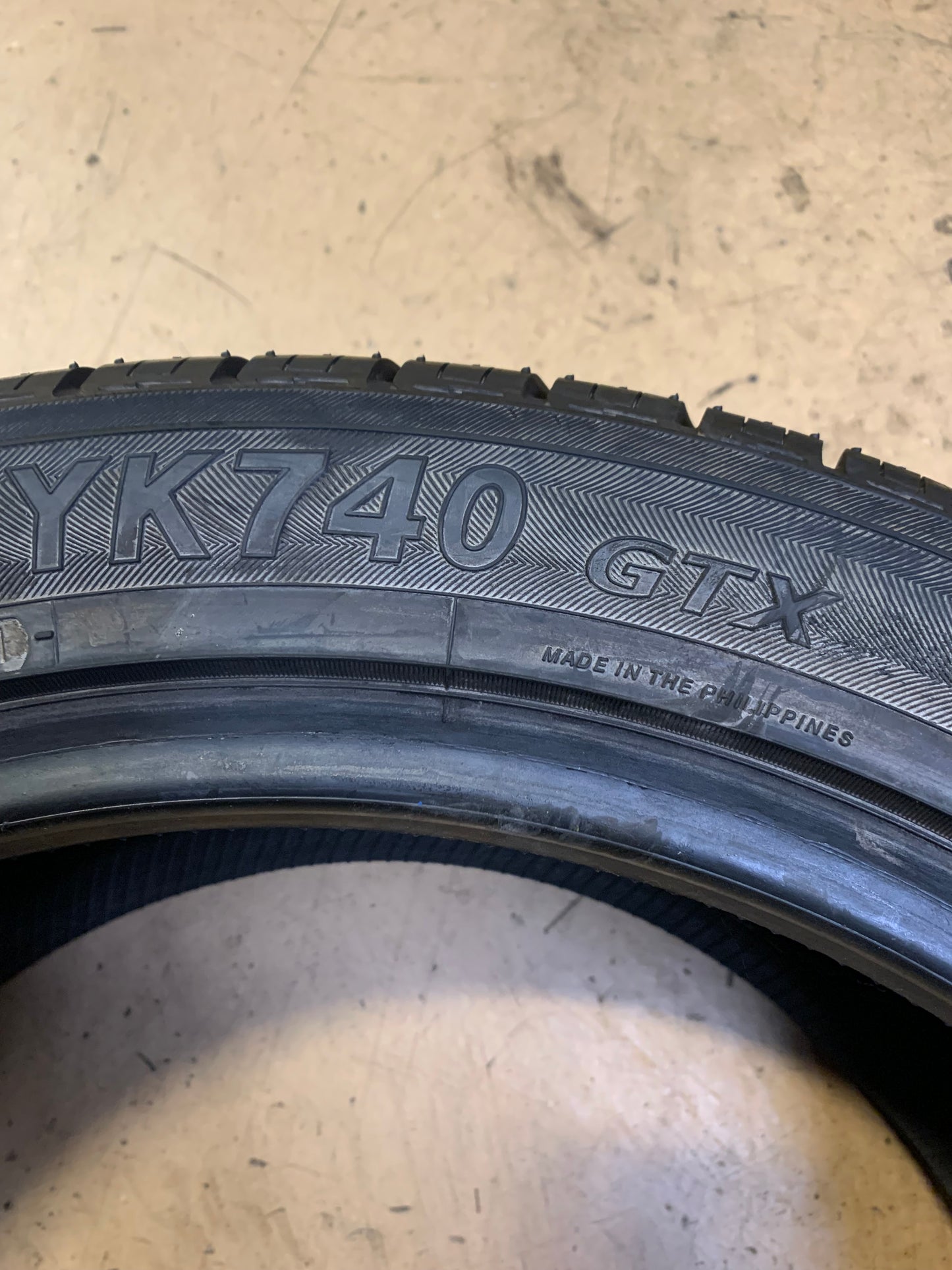 DTO YOKOHAMA YK740 GTX BSW P 245 45 18 100V ALL SEASON TIRE 74039