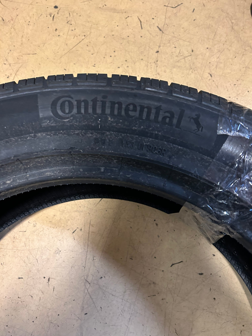 CONTINENTAL CROSSCONTACT LX25 BSW P 225 55 19 99V  ALL SEASON TIRE 15491500000