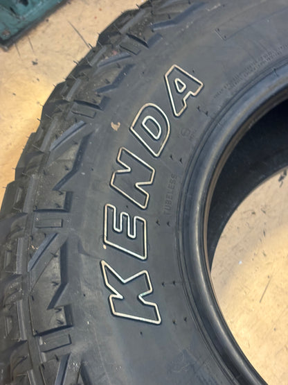KENDA KLEVER M/T KR29 RWL LT 35 12.5 17 121Q LRE 10 PLY MUD TERRAIN TIRE 290016