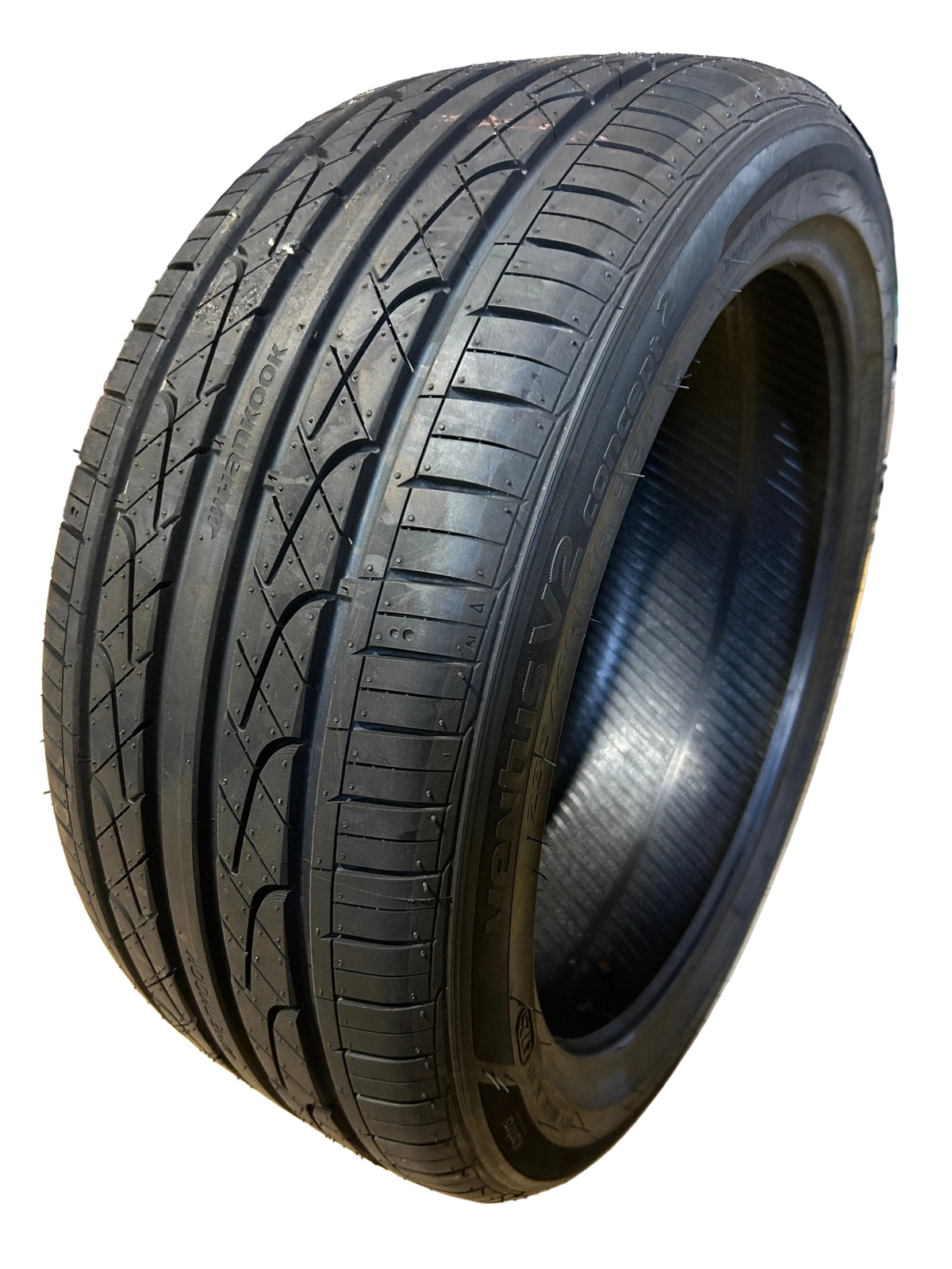 HANKOOK VENTUS V2 CONCEPT2 BSW P 235 40 18 95W UHP TIRE 1027433