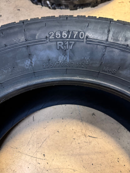 UNIROYAL LAREDO HT BSW P 255 70 17 112T ALL SEASON TIRE 40470