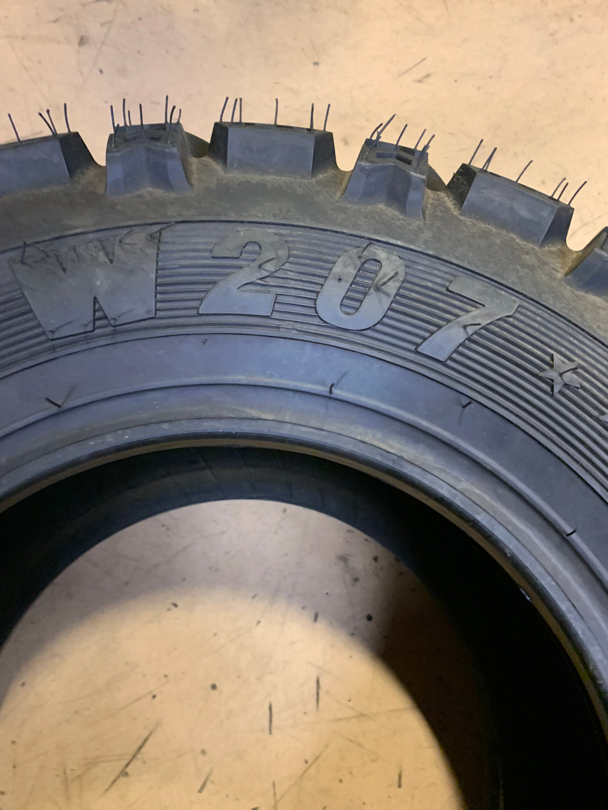 BKT W207 BSW AT 24 8 11 6PLY  ATV/UTV TIRE 94001552