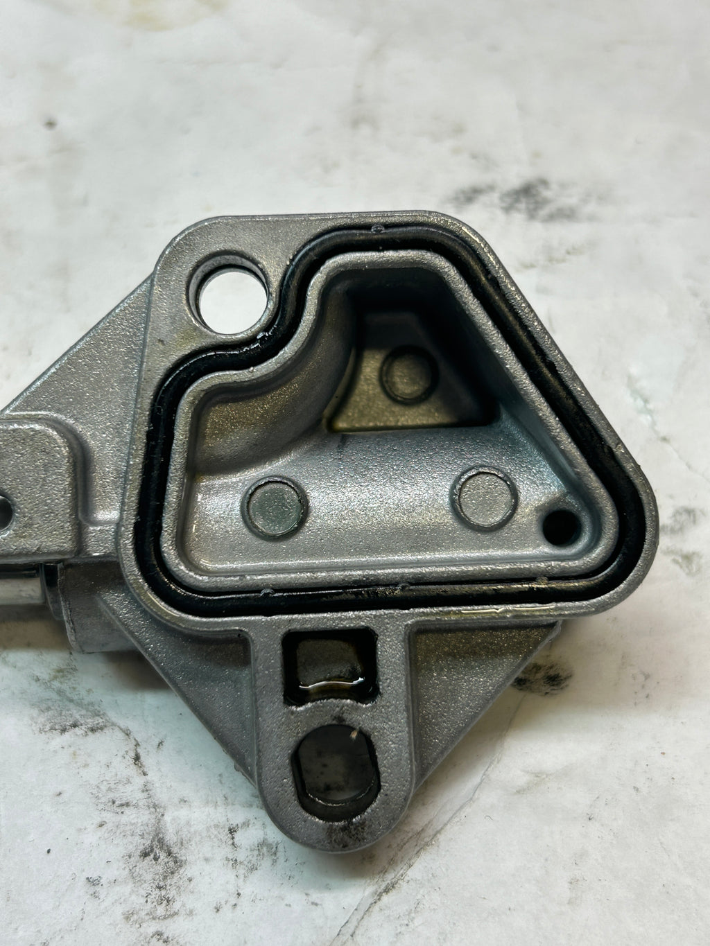USED PORSCHE ENGINE TIMING CHAIN TENSIONER PAB109217