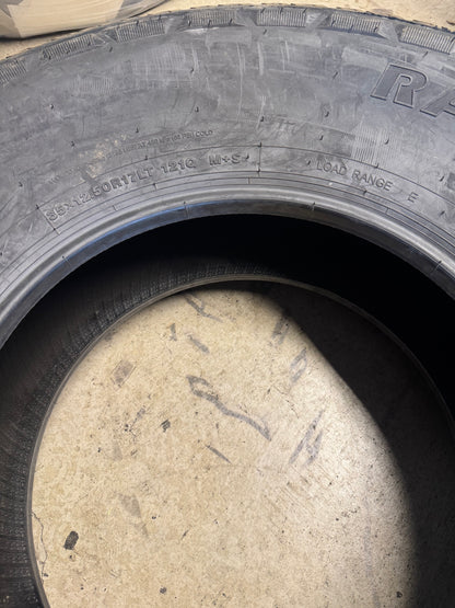 WESTLAKE RADIAL SL369 A/T BSW LT 35 12.5 17 121Q 10PLY ALL TERRAIN TIRE 22229002