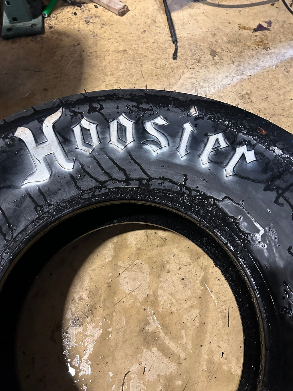 95 1/2" HOOSIER D05 BSW 30 10.5 15 DRAG TIRE 18205D05