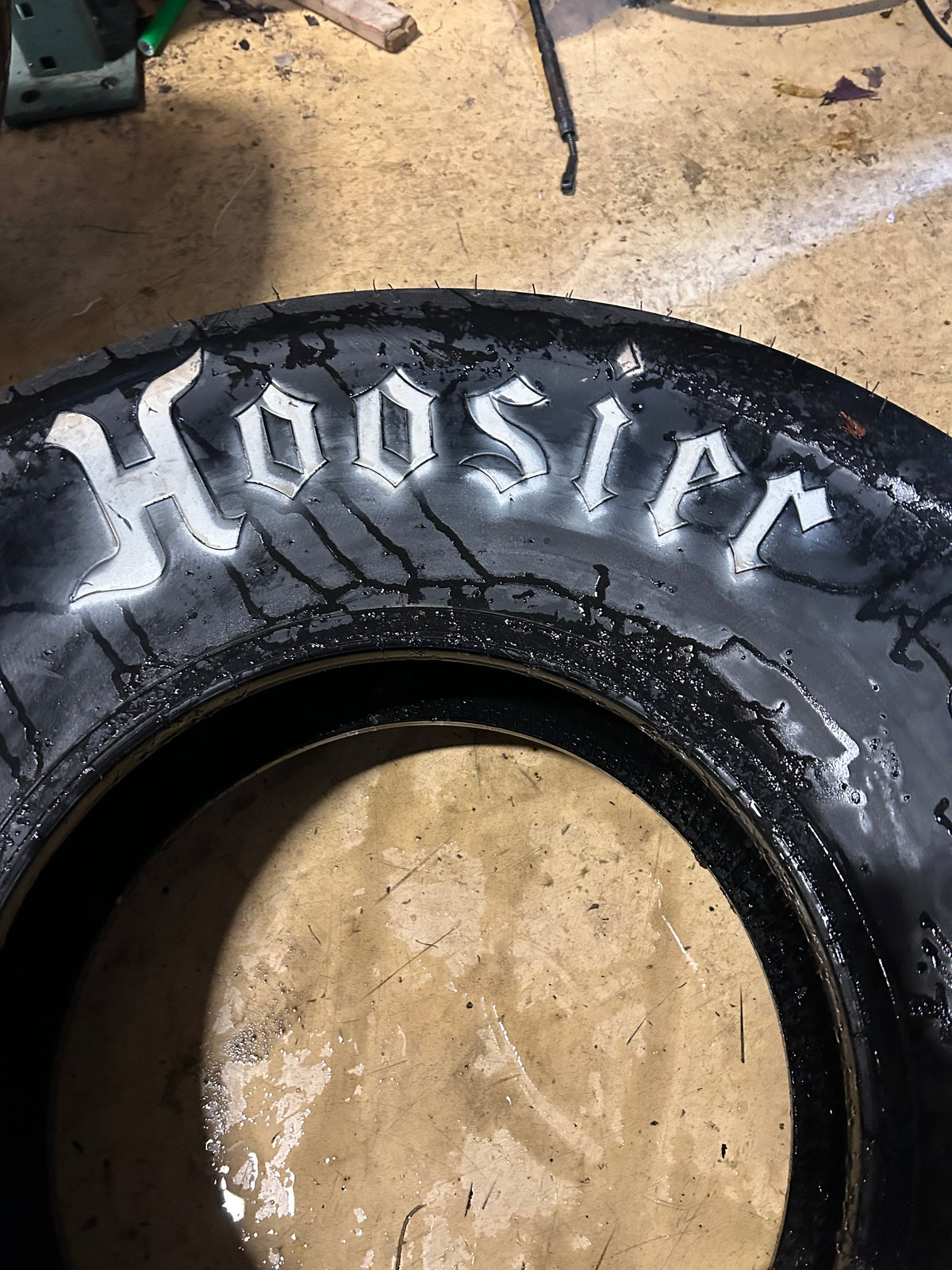 95 1/2" HOOSIER D05 BSW 30 10.5 15 DRAG TIRE 18205D05