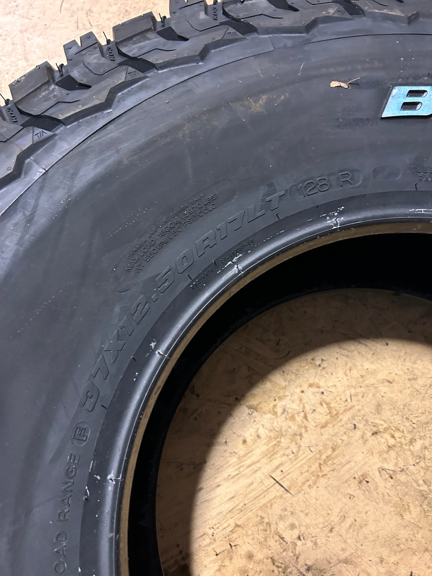 BFGOODRICH ALL-TERRAIN T/A KO3 RWL LT 37 12.5 17 128R 12PLY  TIRE 01080