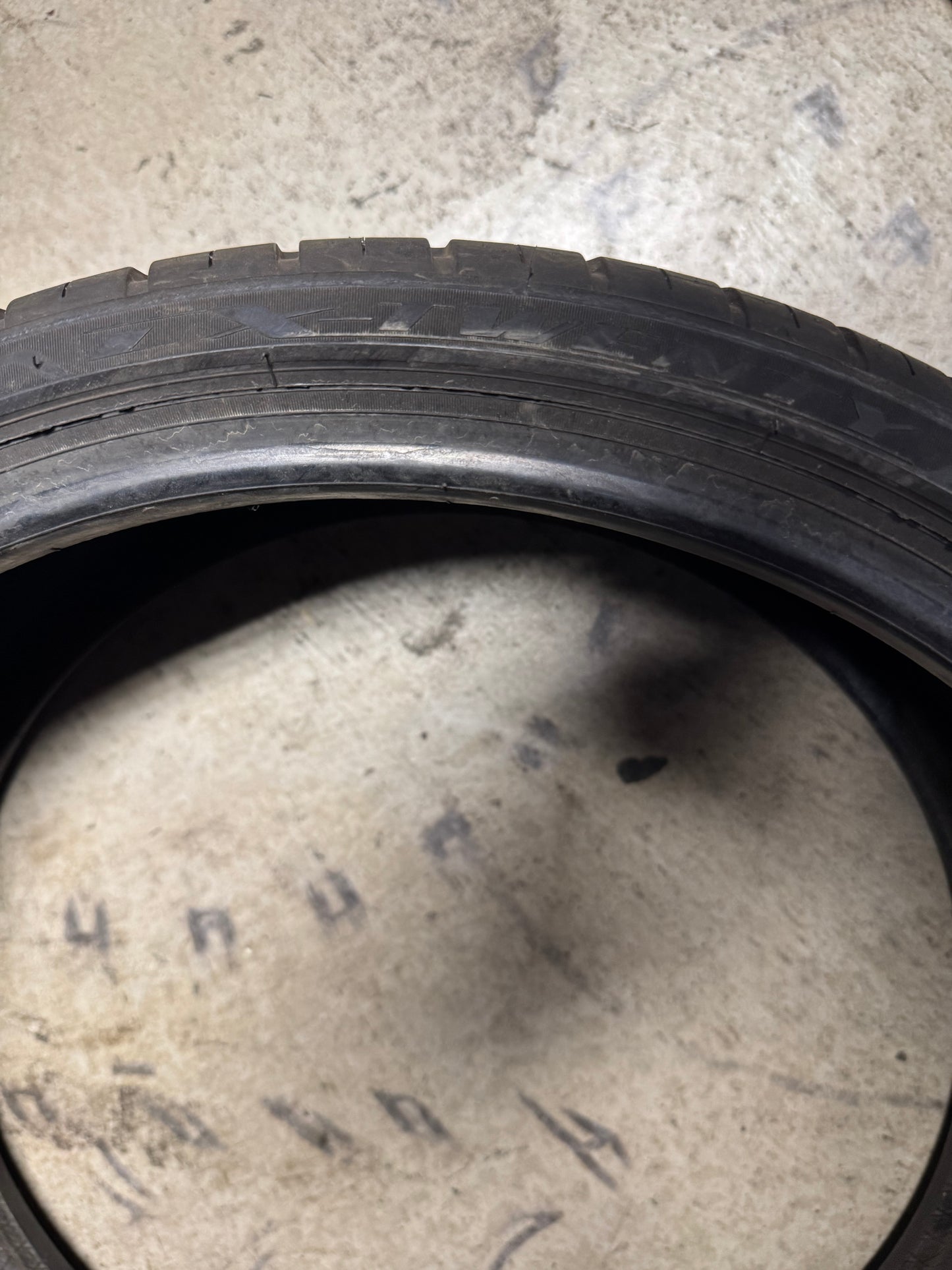 NOS LEXANI LX TWENTY BSW P 245 30 20 97W XL UHP ALL SEASON TIRE LXST202030010