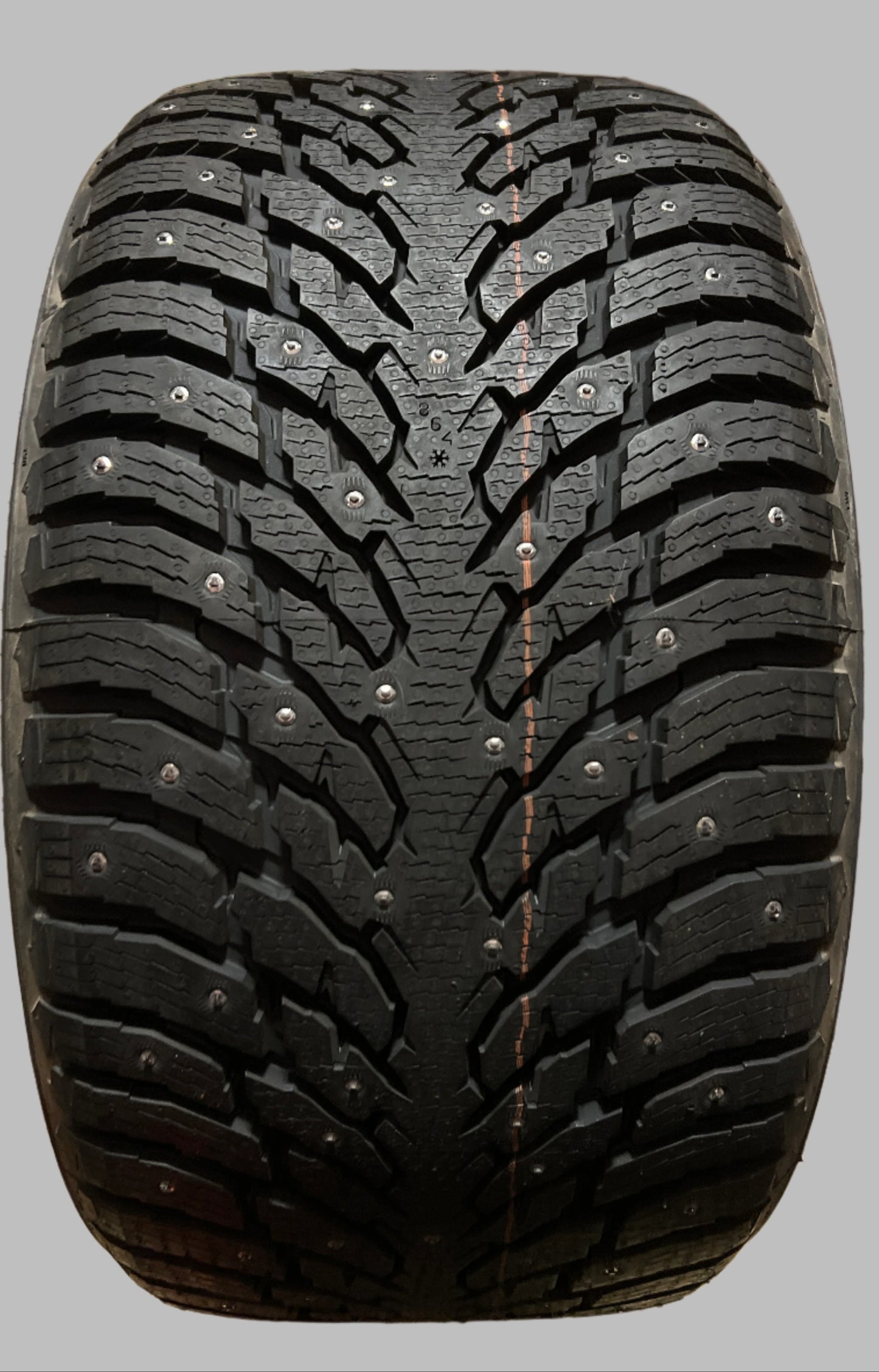 NEW OLD STOCK NOKIAN HAKKAPELIITTA 9 SUV STUDDED P 315 35 21 111T XL WINTER TIRE TS32412