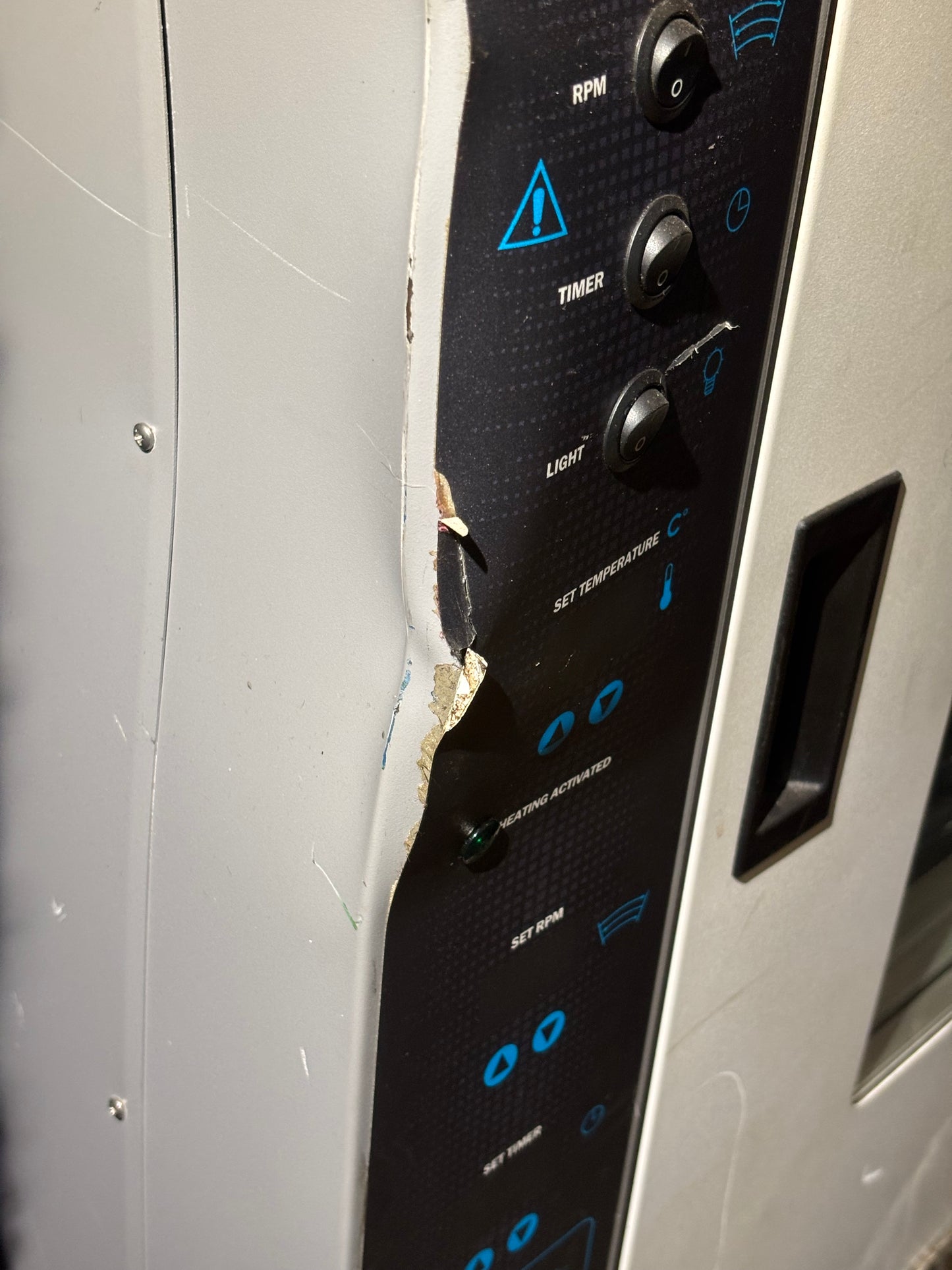 SHEL LAB SSI5R FLOOR MODEL SHAKING INCUBATOR WITH REFRIGERATION 9121030