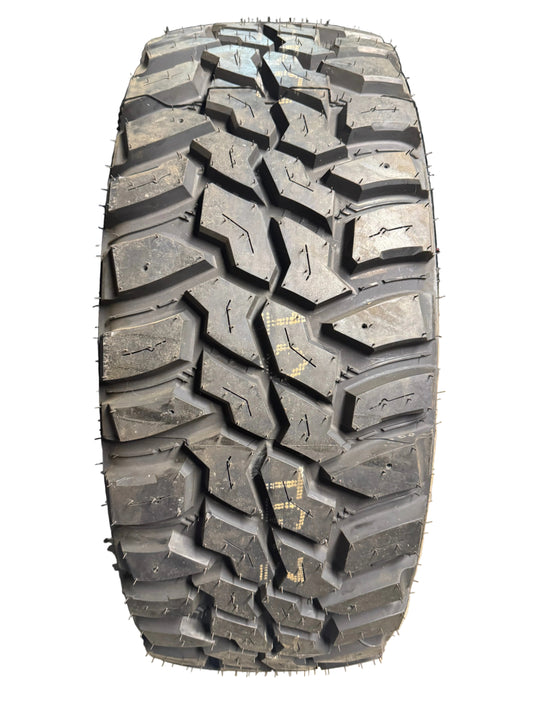MASTERCRAFT COURSER MXT OWL LT 305 70 18 126/123Q 10PLY MUD TERRAIN TIRE 175028009
