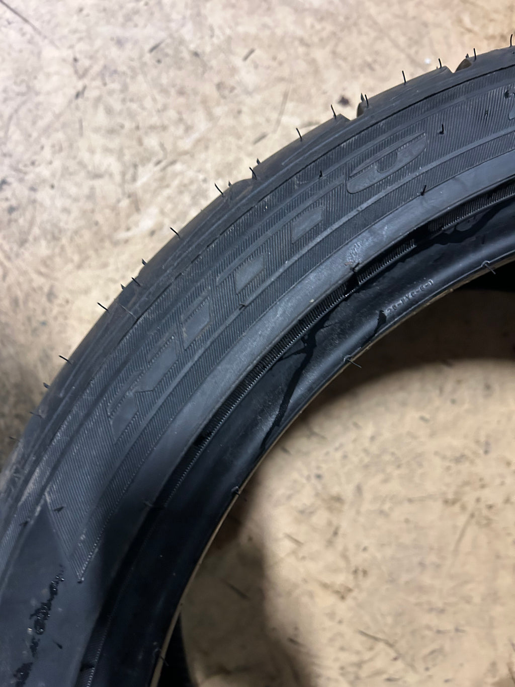 NITTO NT05 BSW P 275 35 20 102W XL HIGH PERFORMANCE TIRE 207220