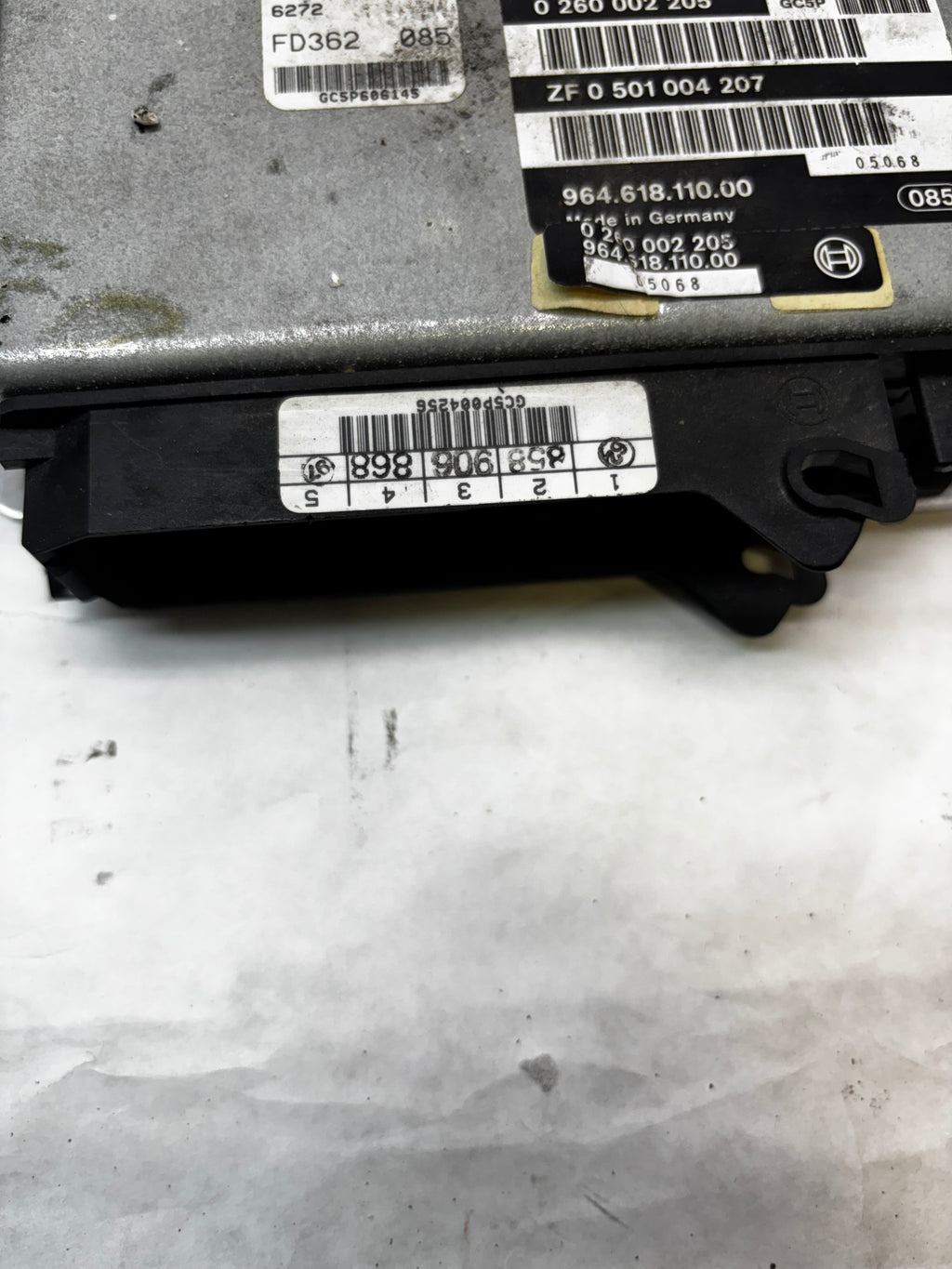 1994 PORCHE 911 964 TIPTRONIC TRANSMISSOIN CONTROL MODULE 96461811000
