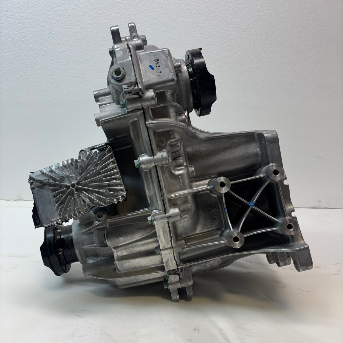 2021-2023 JEEP GRAND CHEROKEE 3.6L MOPAR TRANSFER CASE 68593801AA DAMAGED SENSOR