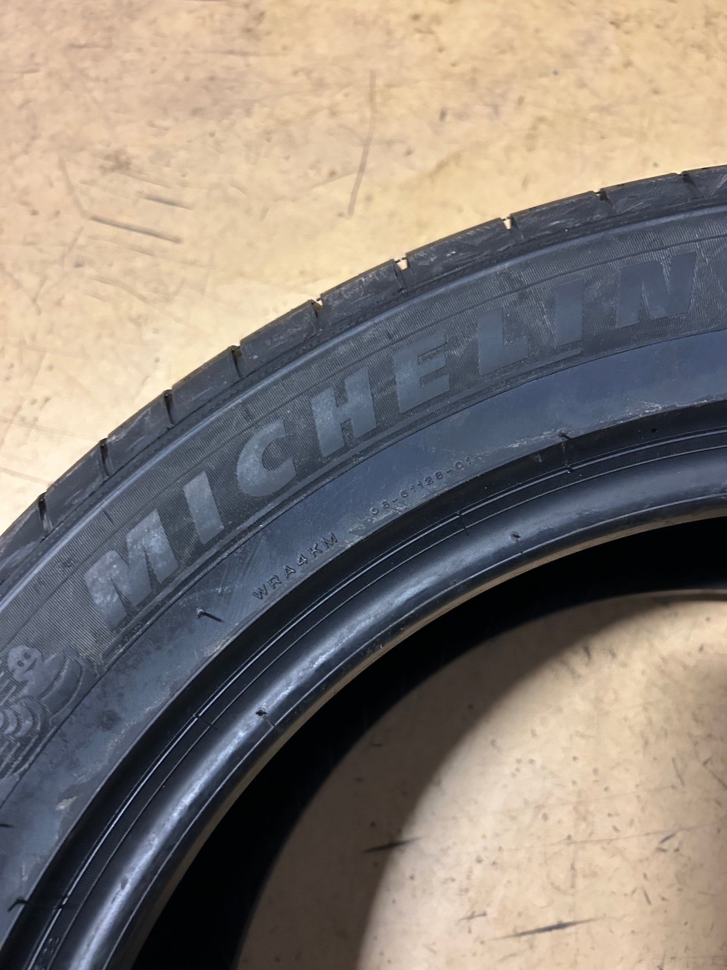 MICHELIN PRIMACY TOUR A/S BSW P 235 50 18 97H ALL SEASON TIRE 85516