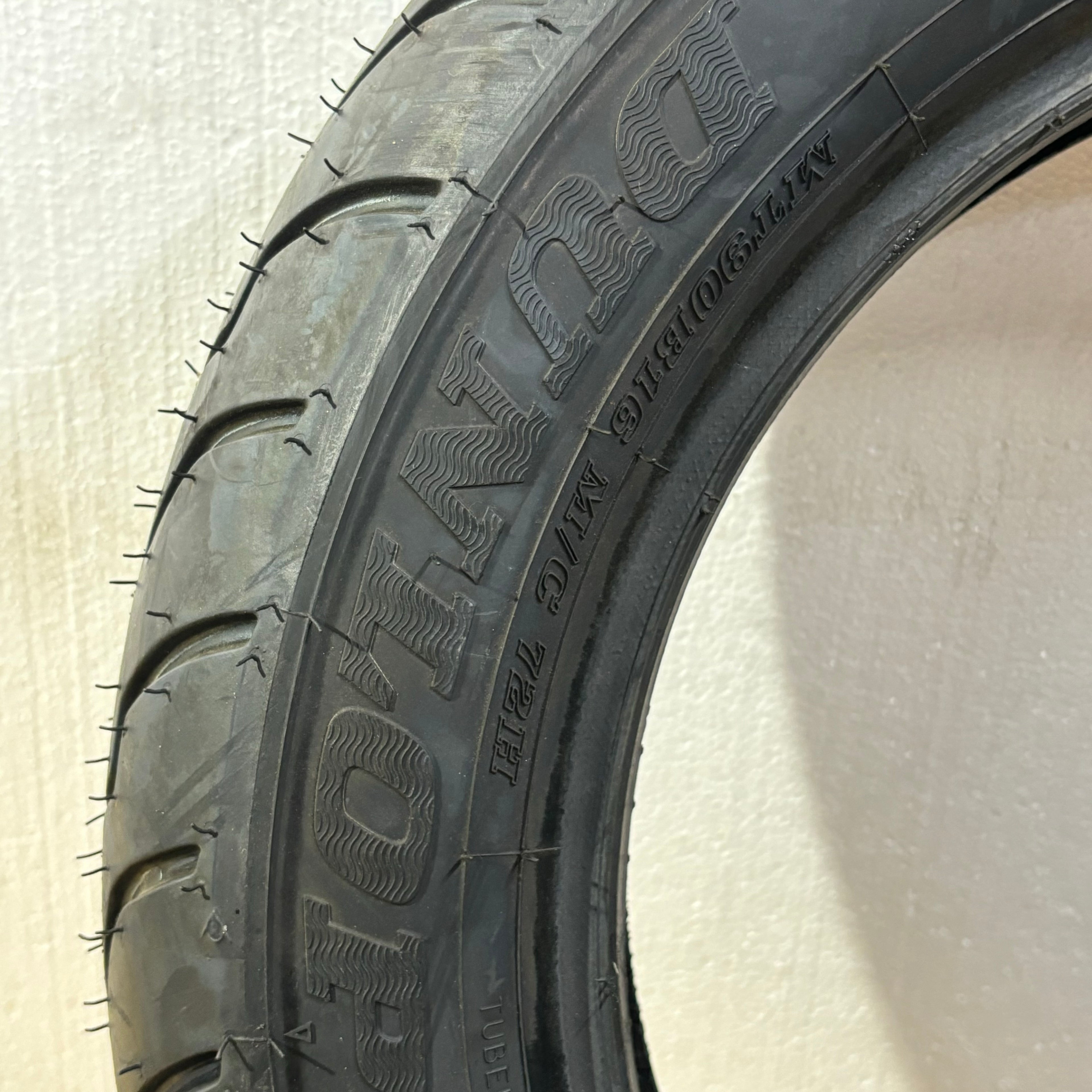 DUNLOP AMERICAN ELITE BSW MT 90 16 72H FRONT MOTORCYCLE TIRE 45131330