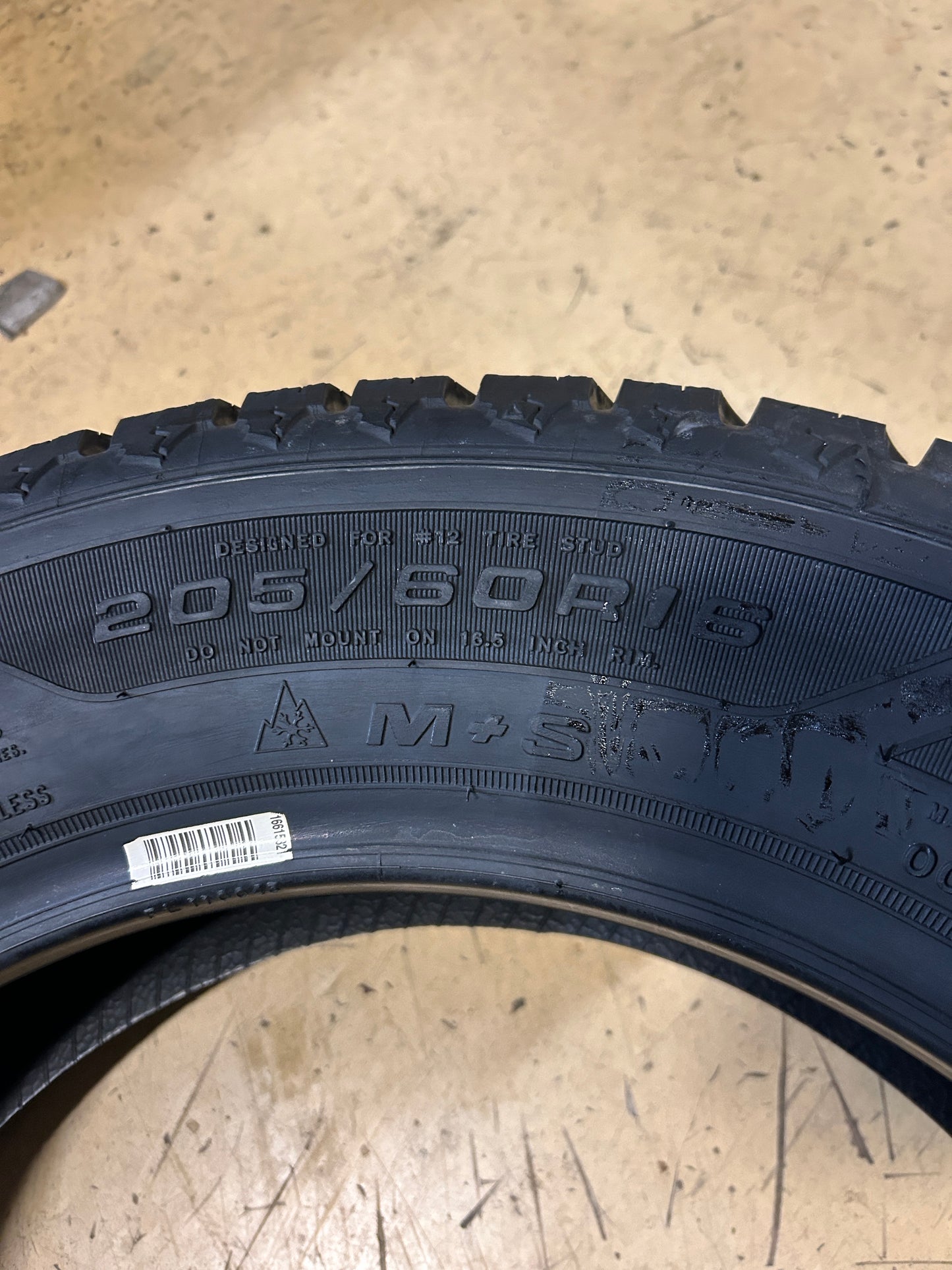 2 NOS GOODYEAR NORDIC WINTER BSW P 205 60 16 92S WINTER TIRE 169646354