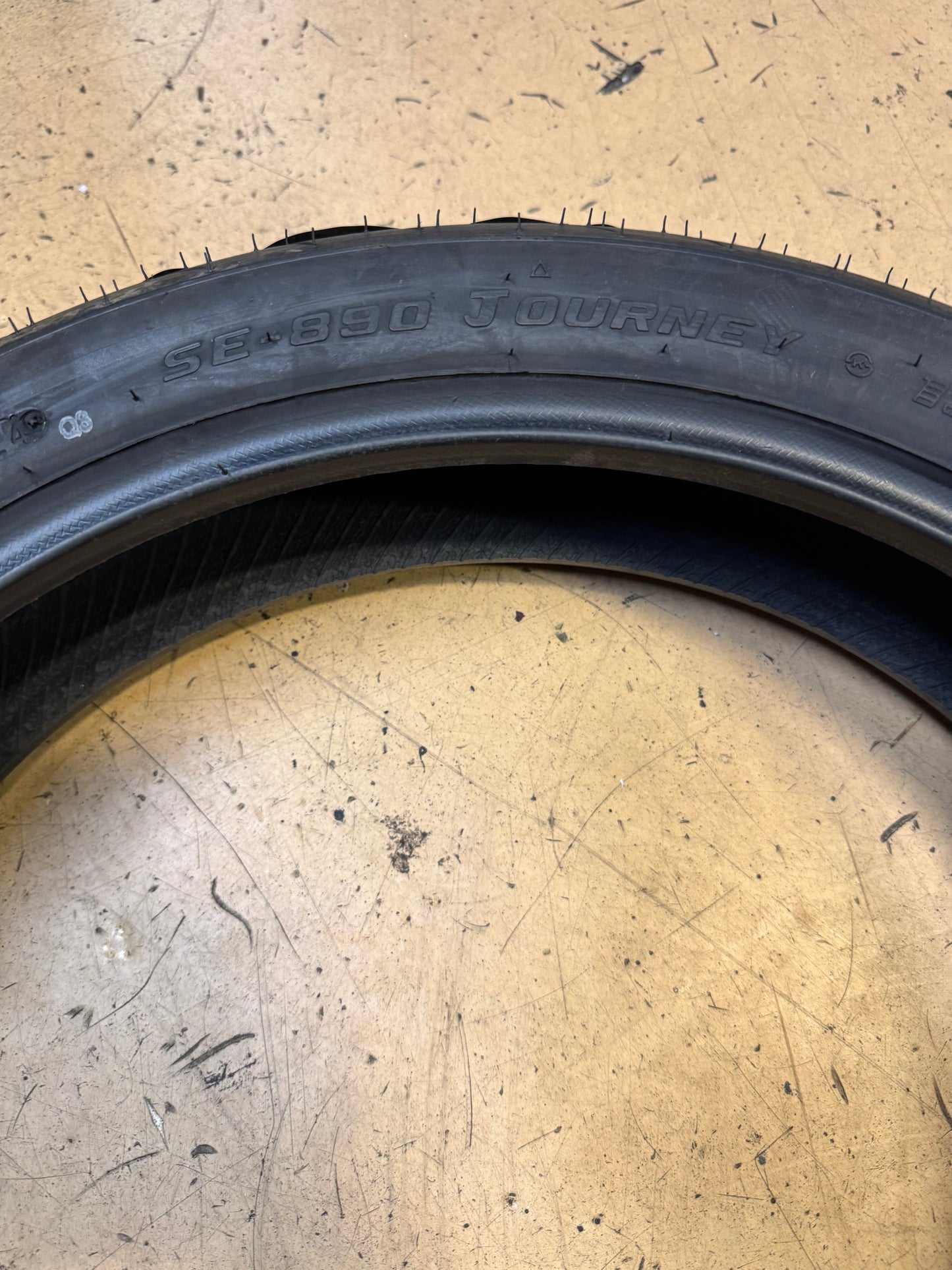 SHINKO SE890 JOURNEY BSW 130 70 18 63H FRONT MOTORCYCLE TIRE 874661