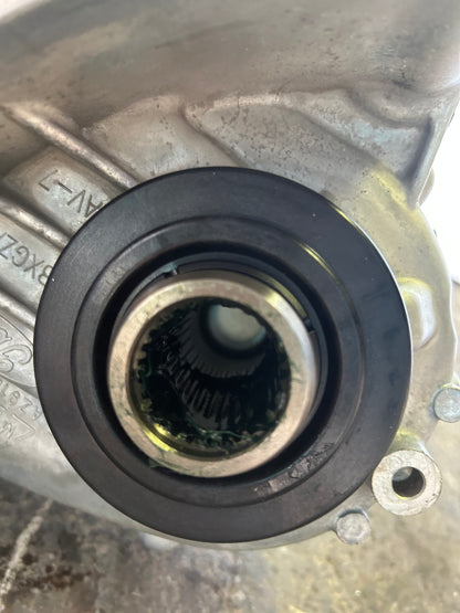 FORD AVIATOR, LINCOLN, EXPLORER TRANSFER CASE ASSEMBLY L1MZ7A195A
