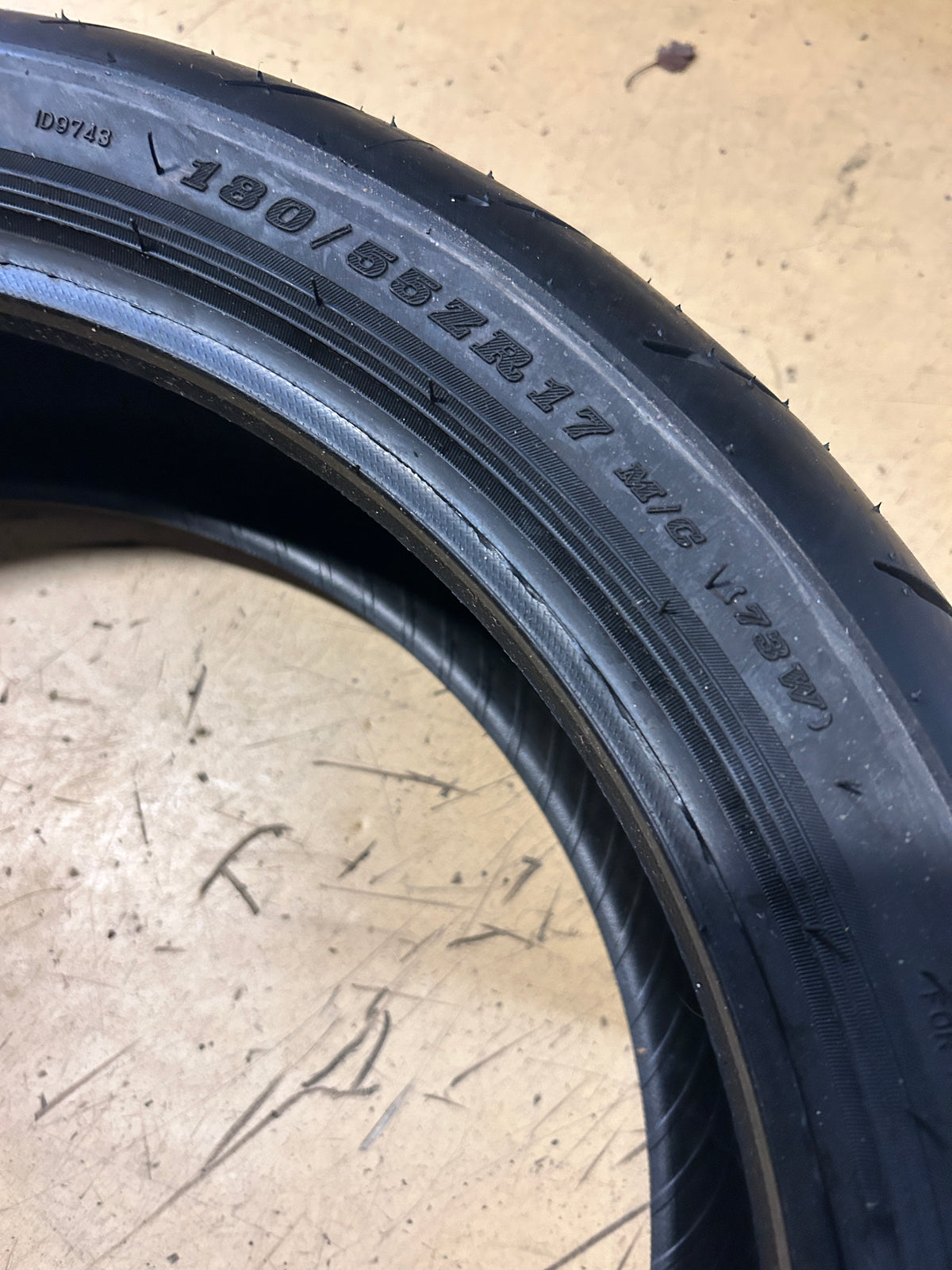 DUNLOP ROADSMART IV BSW  180 55 17 73W REAR MOTORCYCLE TIRE 45253304