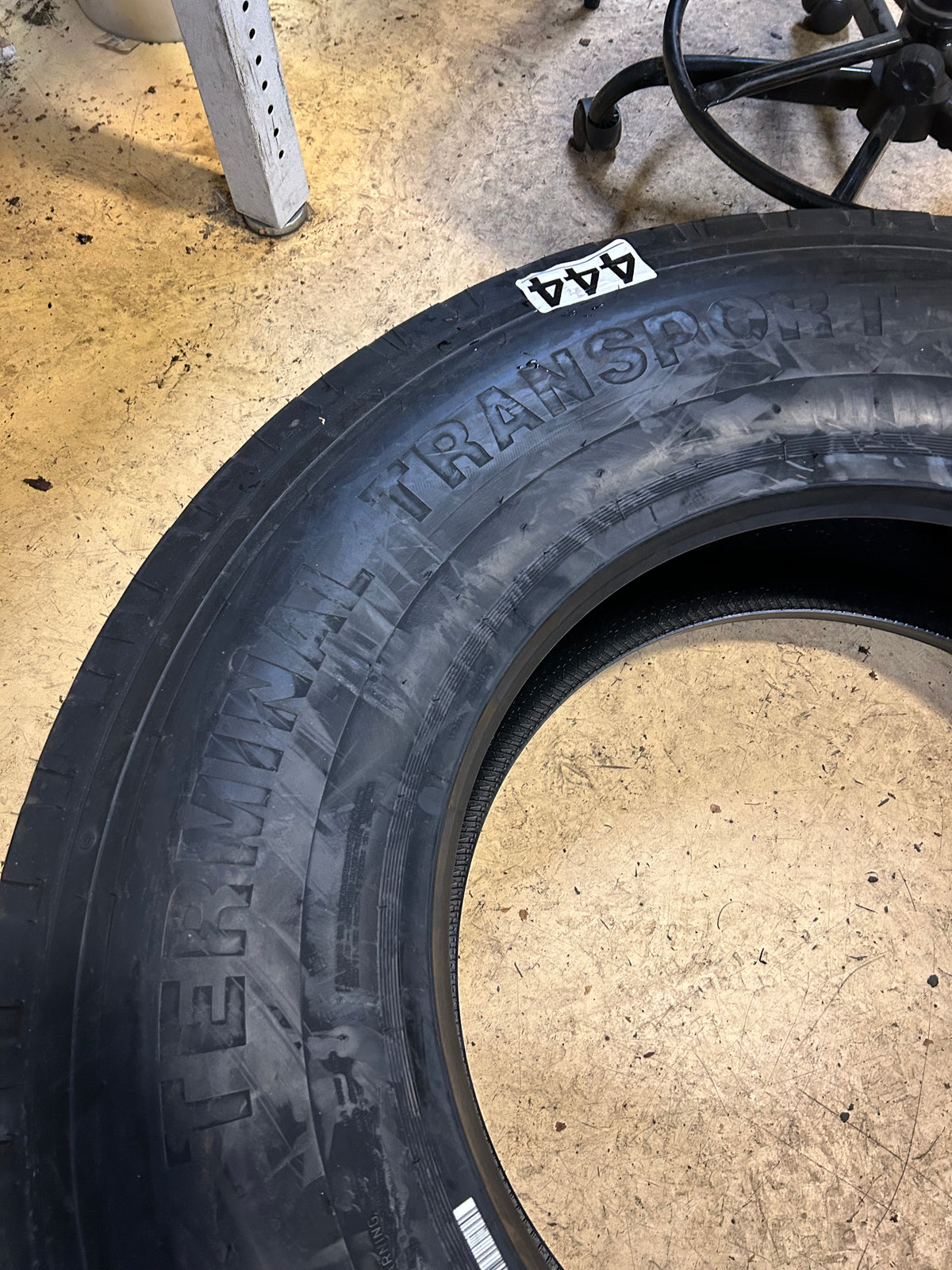 CONTINENTAL TERMINAL TRANSPORT BSW 300 80 22.5 TRAILER TIRE 07300440000