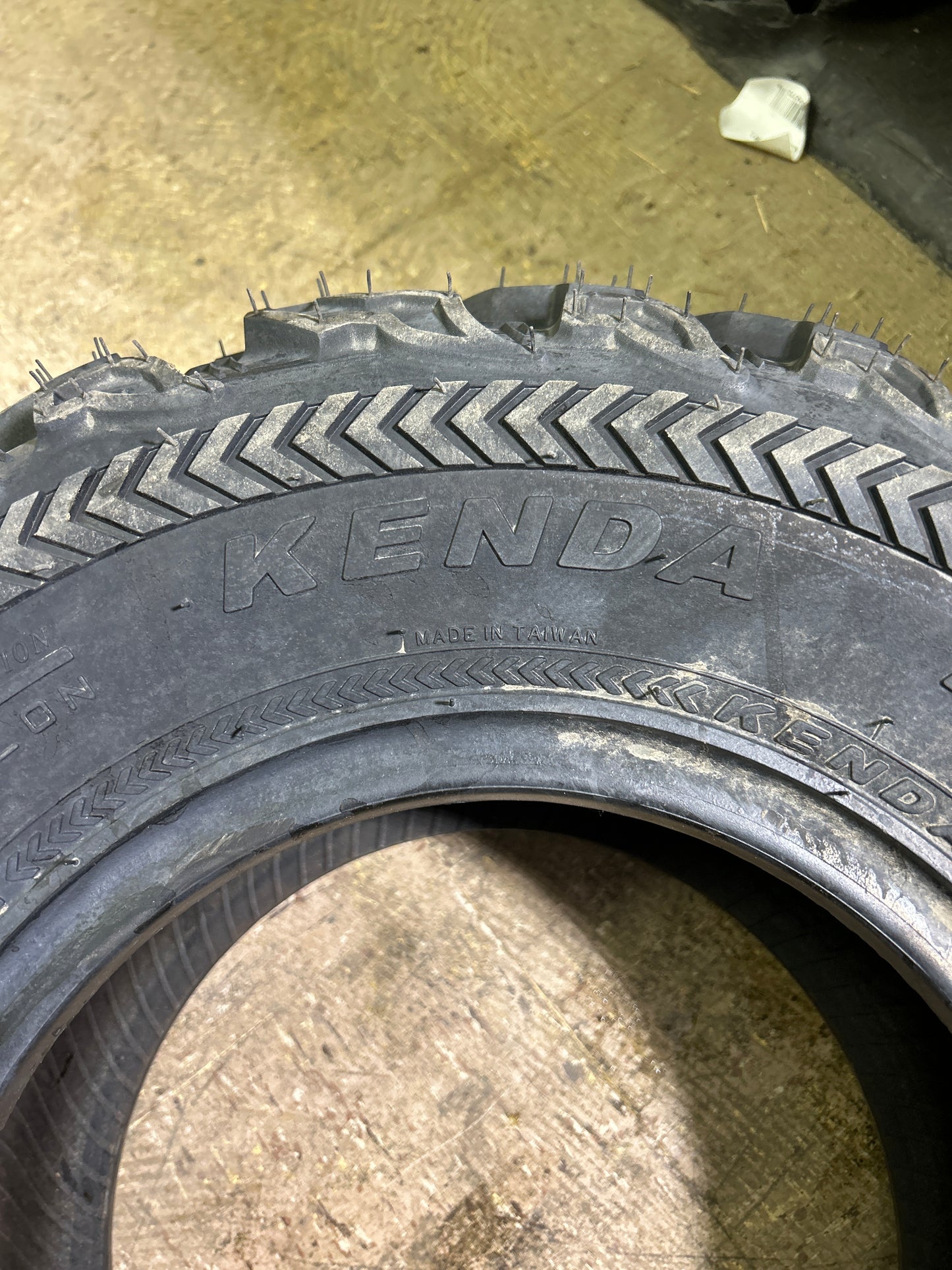 KENDA  BEAR CLAW EX K573 BSW  22 7 10 6PLY ATV/UTV TIRE 248T2091x2